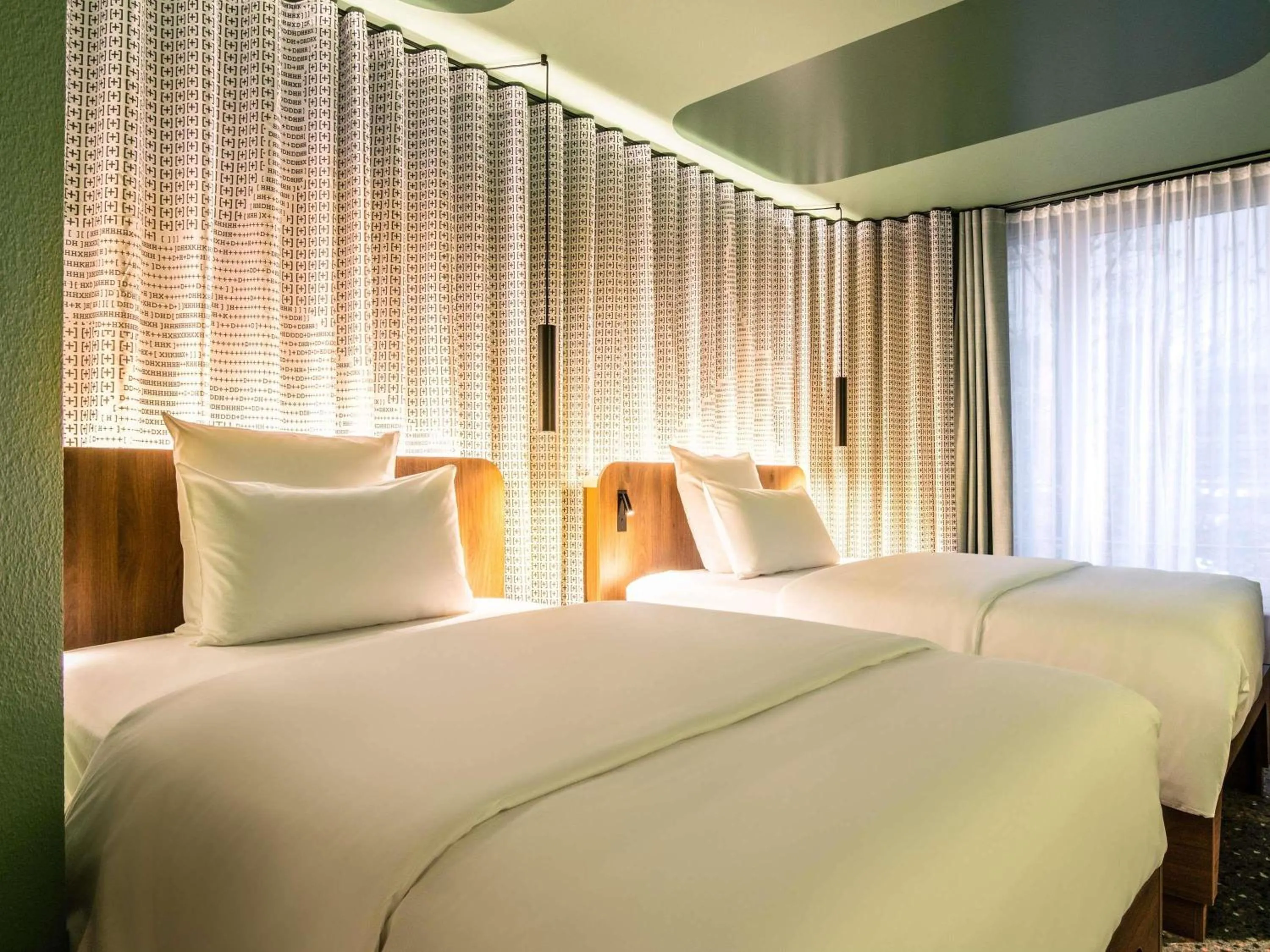 TRIBE Extra Twin Room in TRIBE Düsseldorf