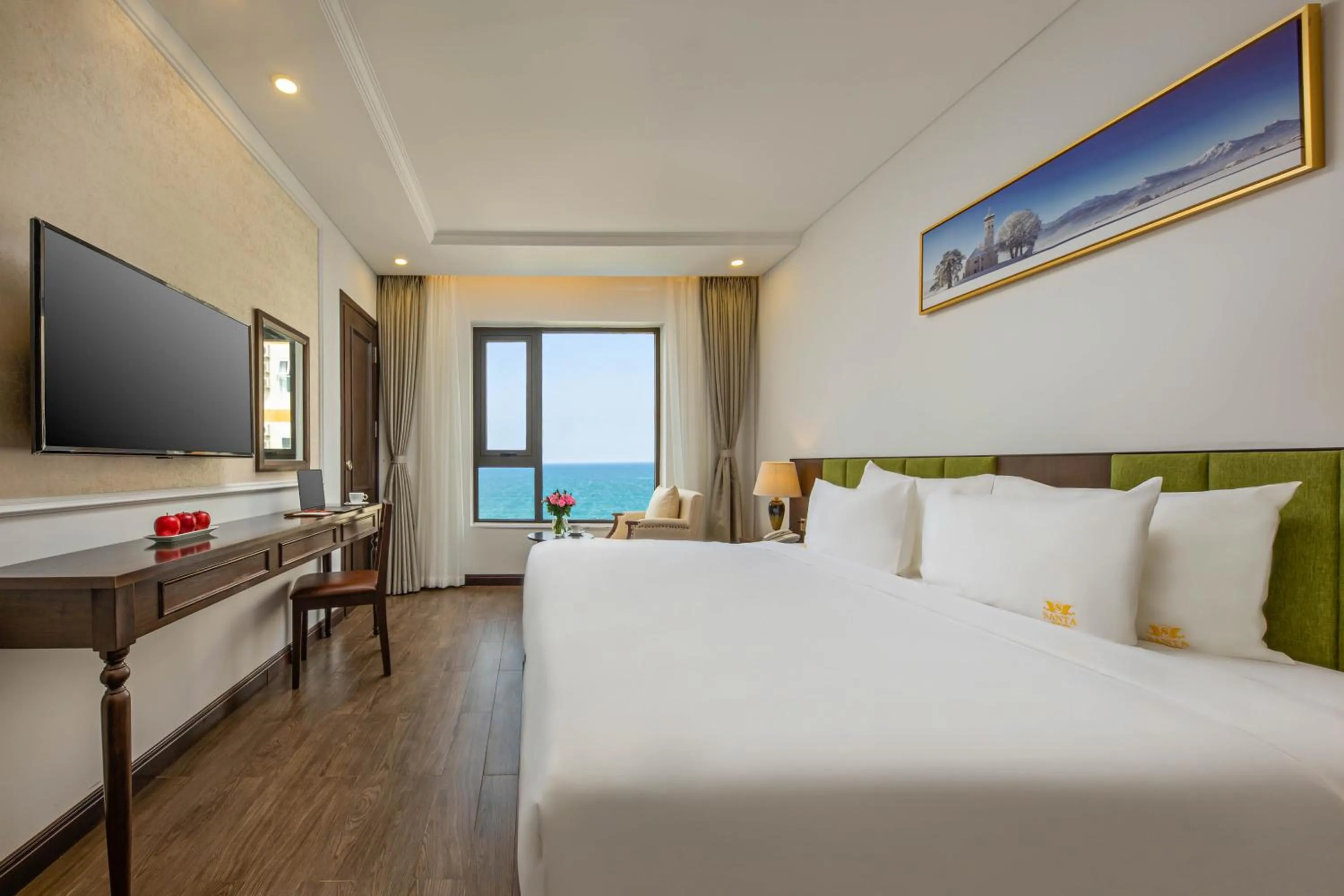 Santa Deluxe Double or Twin Room with Ocean View - High Floor in Santa Luxury Hotel