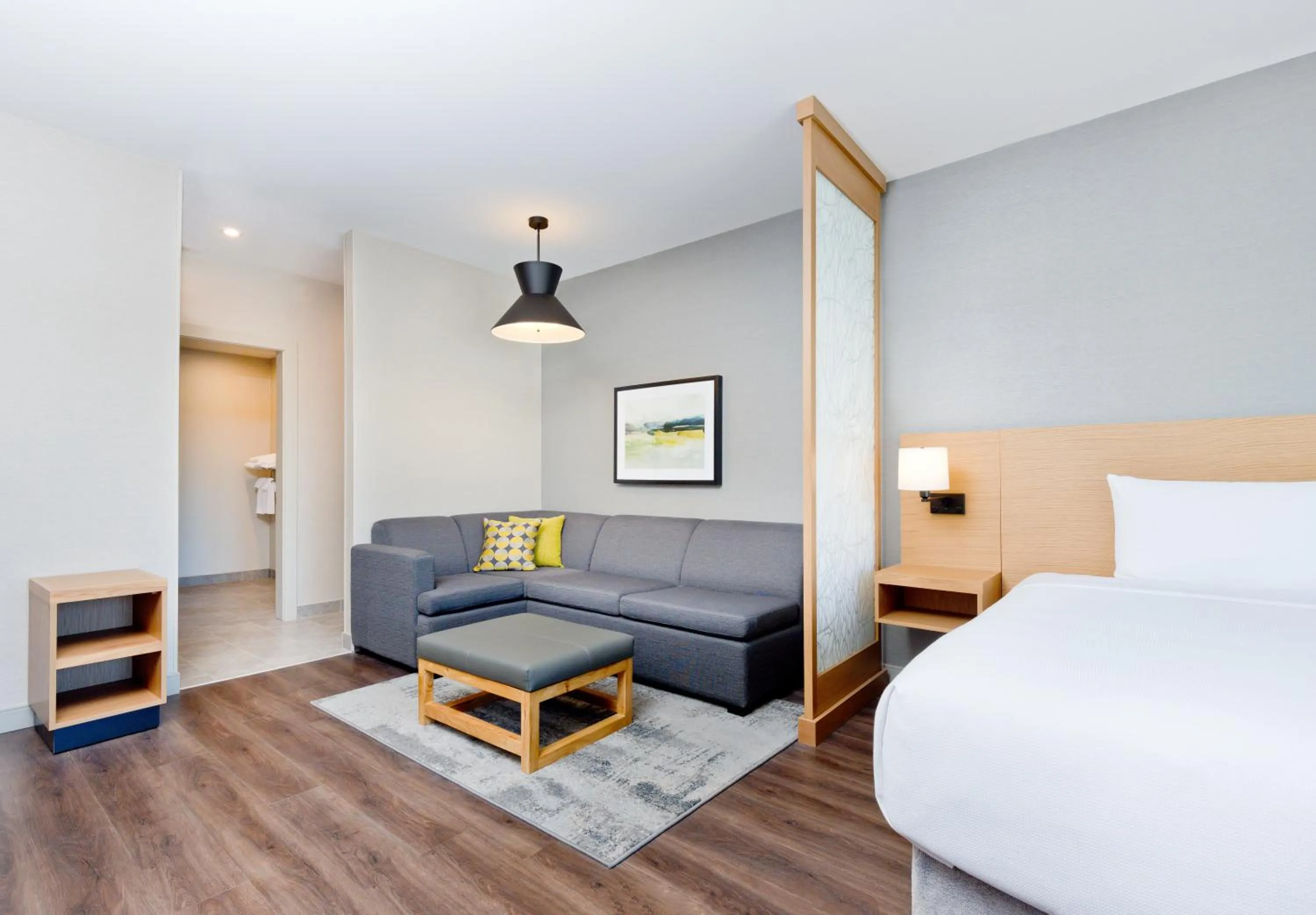 Queen Room with Two Queen Beds, Sofa Bed and Roll-in Shower - Disability Access in Hyatt Place Kelowna