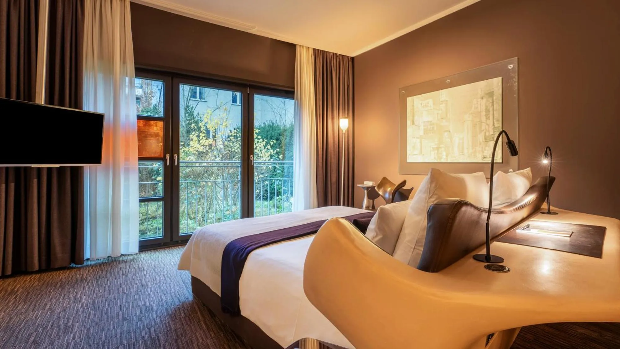 East Room in east Hotel Hamburg