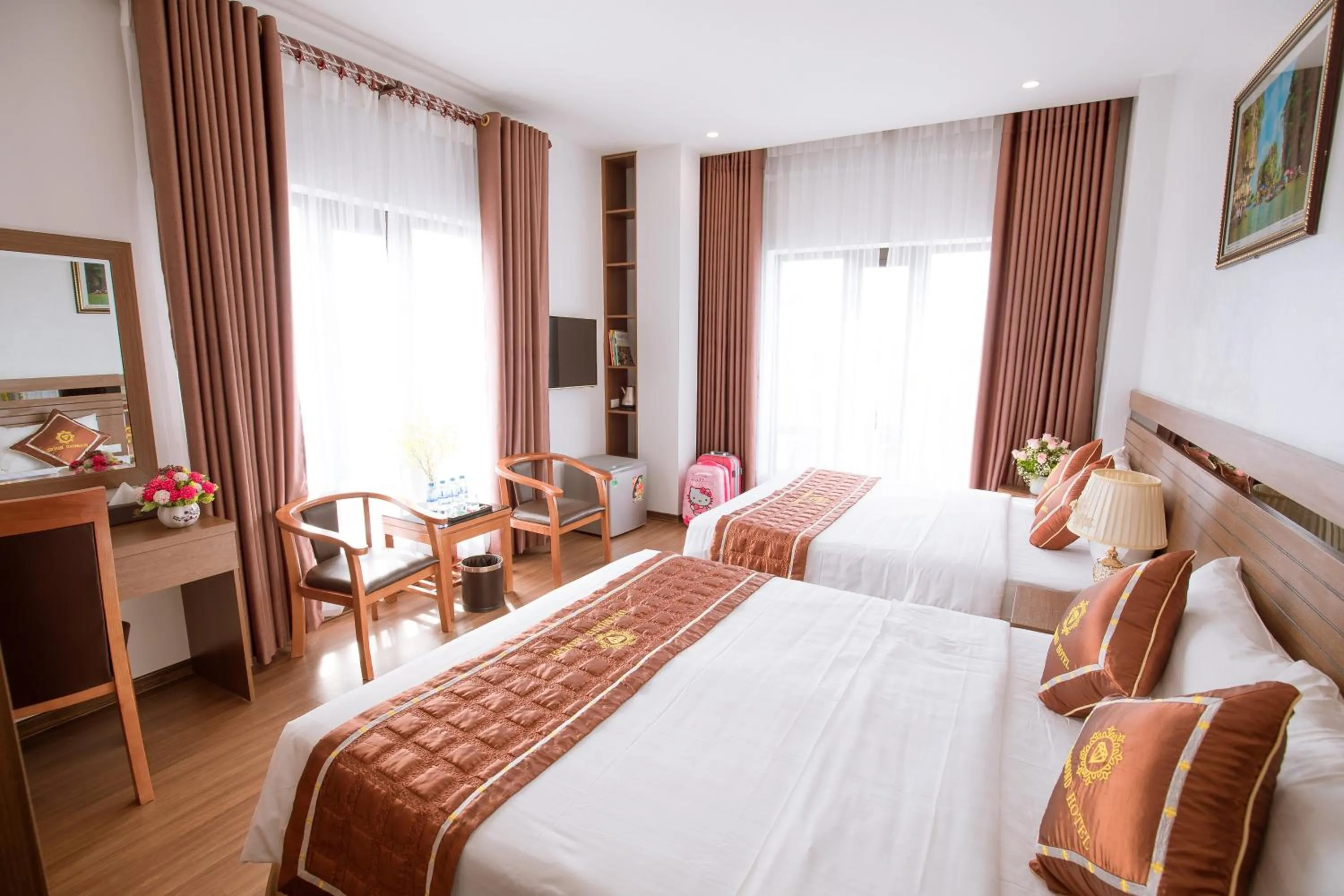 Family Room with Mountain View in Diamond Hotel