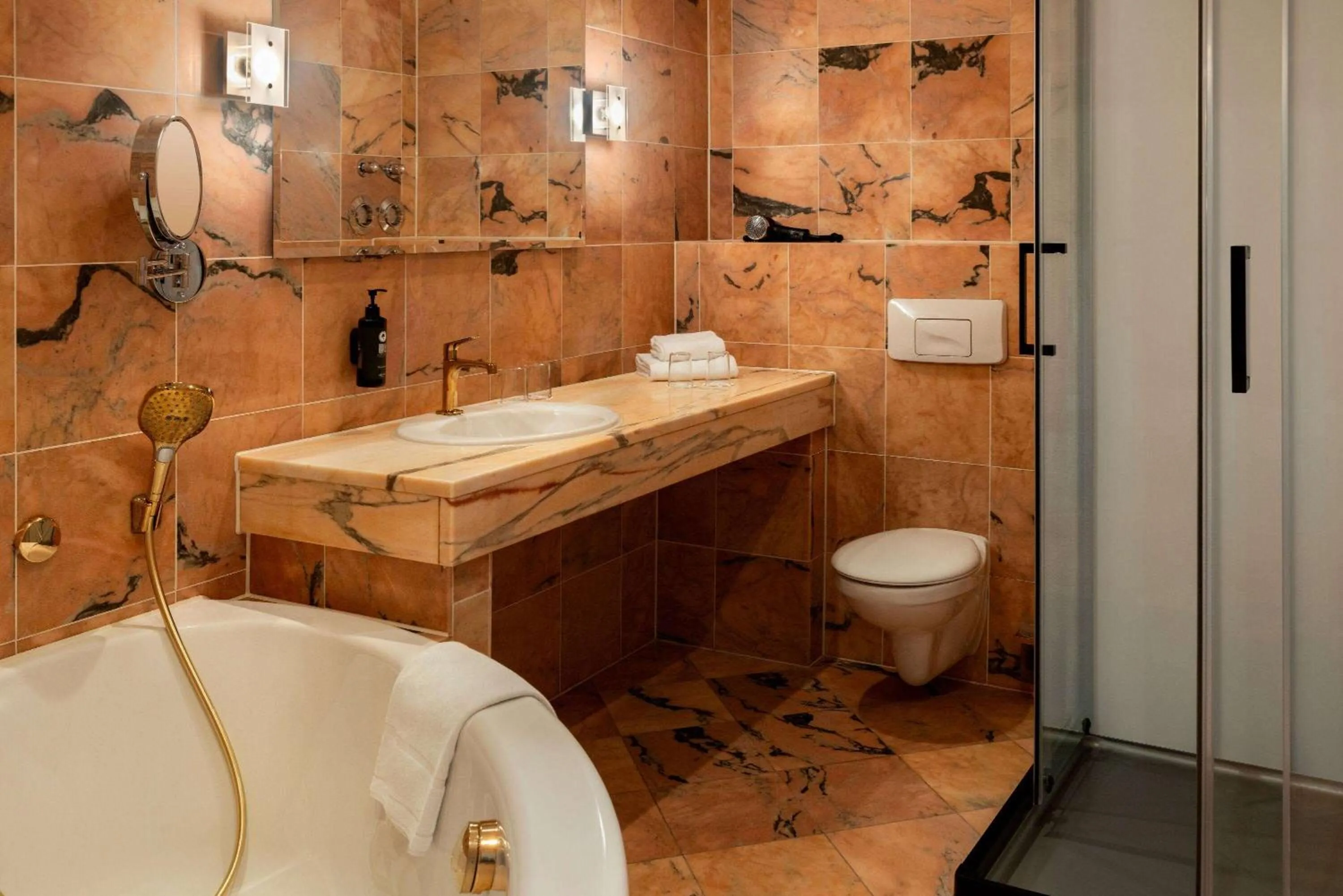 Suite Plus in Amedia Hotel & Suites Leipzig, Trademark Collection by Wyndham