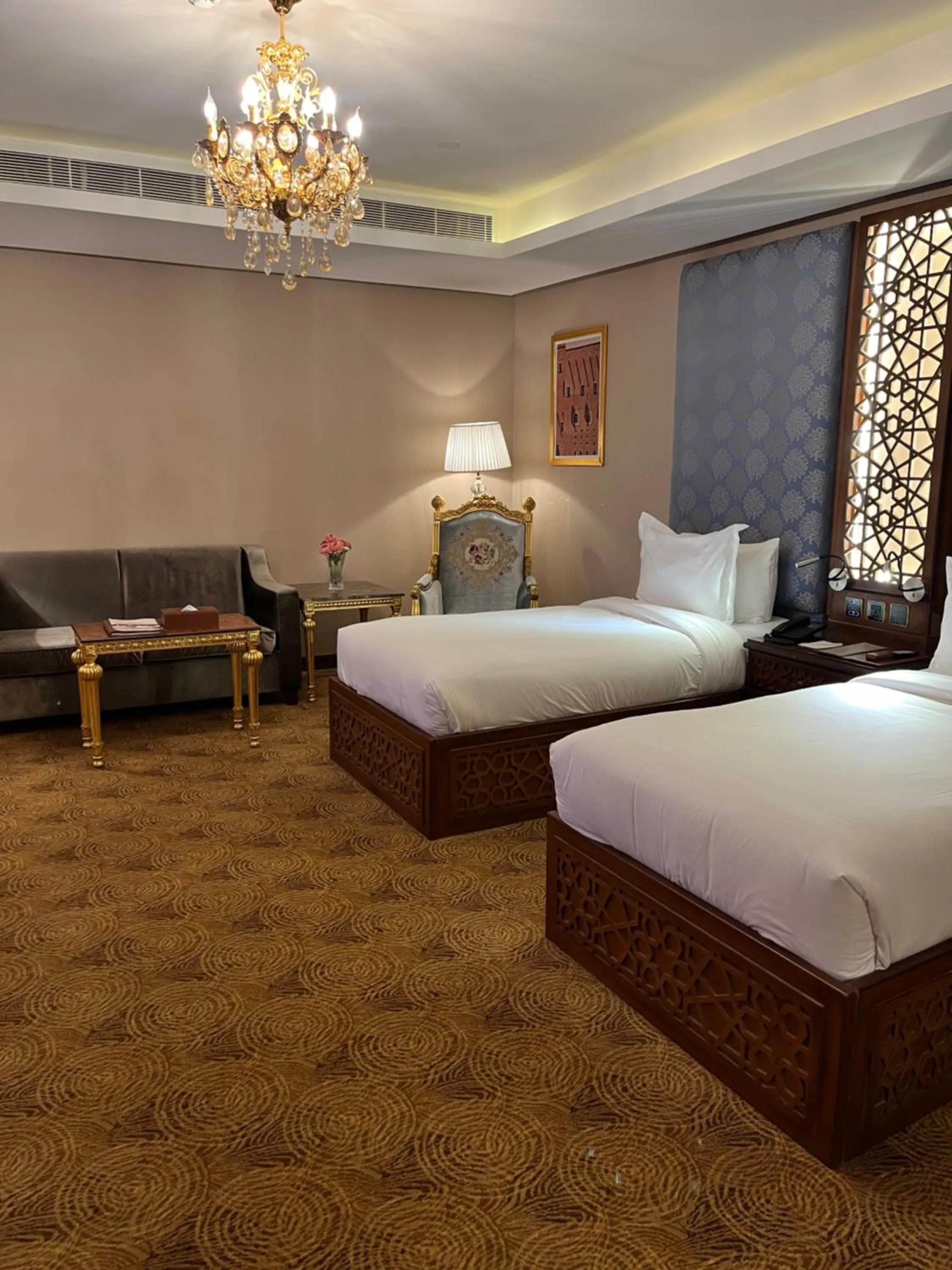 Standard Twin Room in Al Rahden Hotel