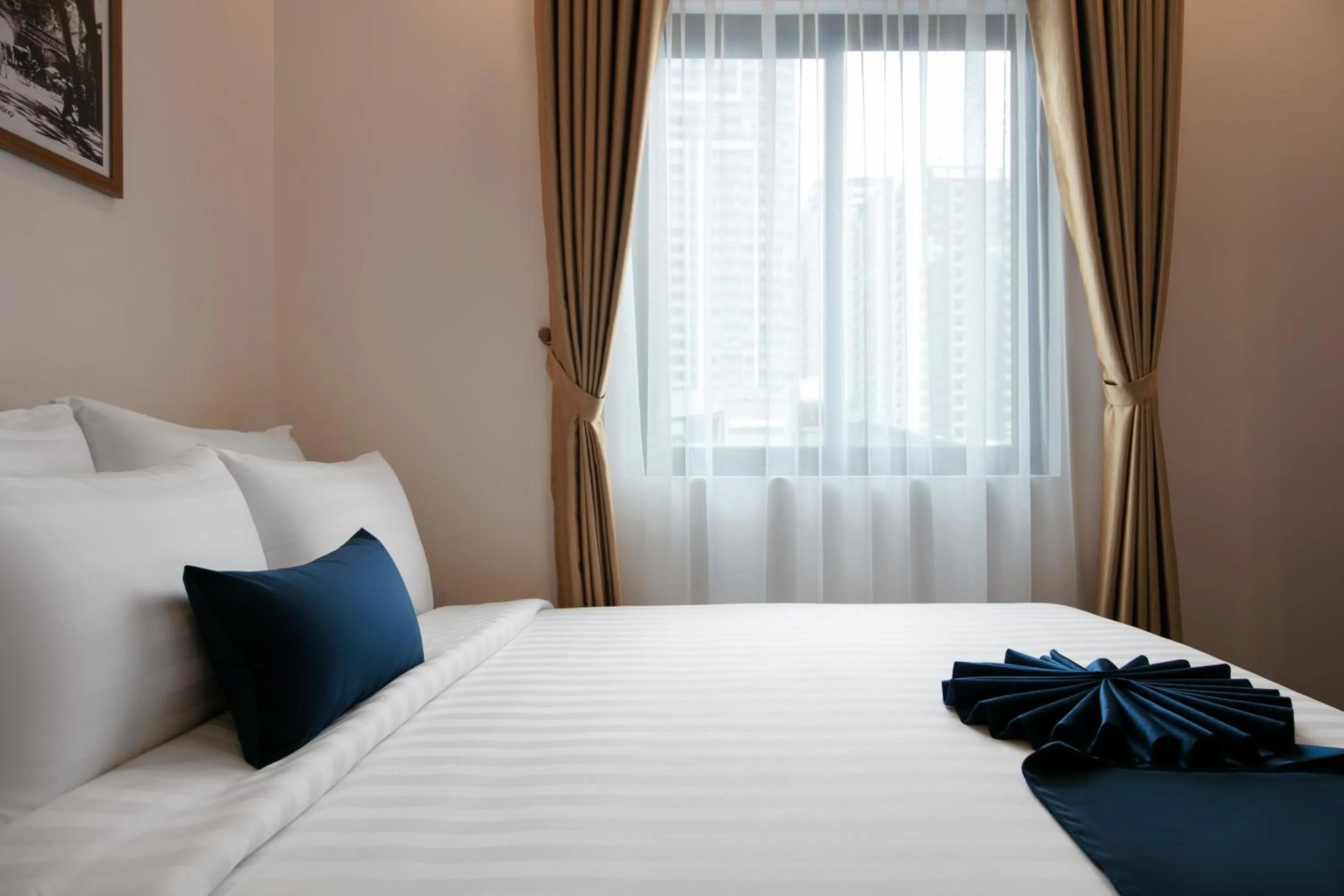 Superior Double Room in Patel Hotel Hanoi