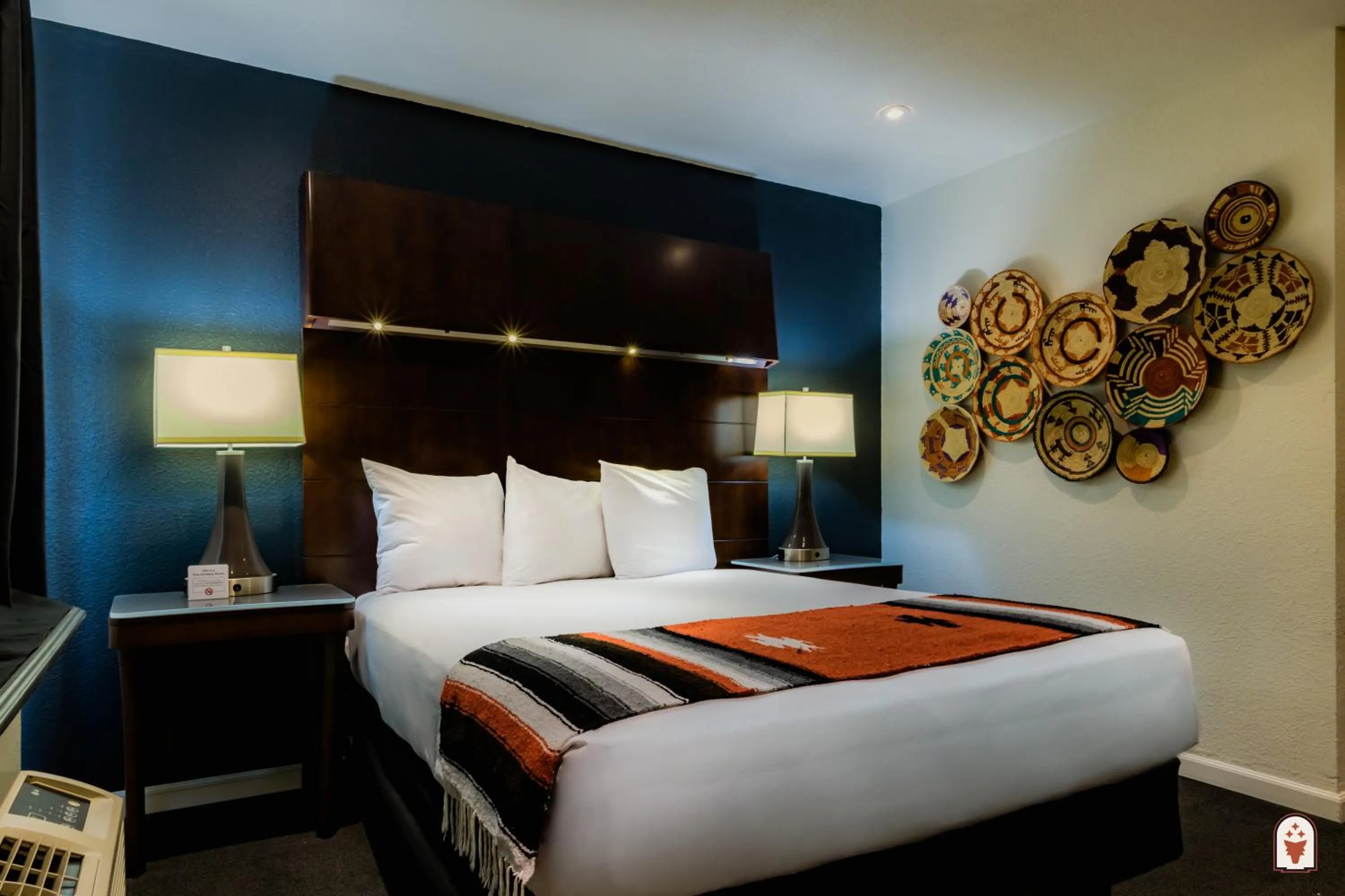 Queen Room - Disability Access in Coyote South