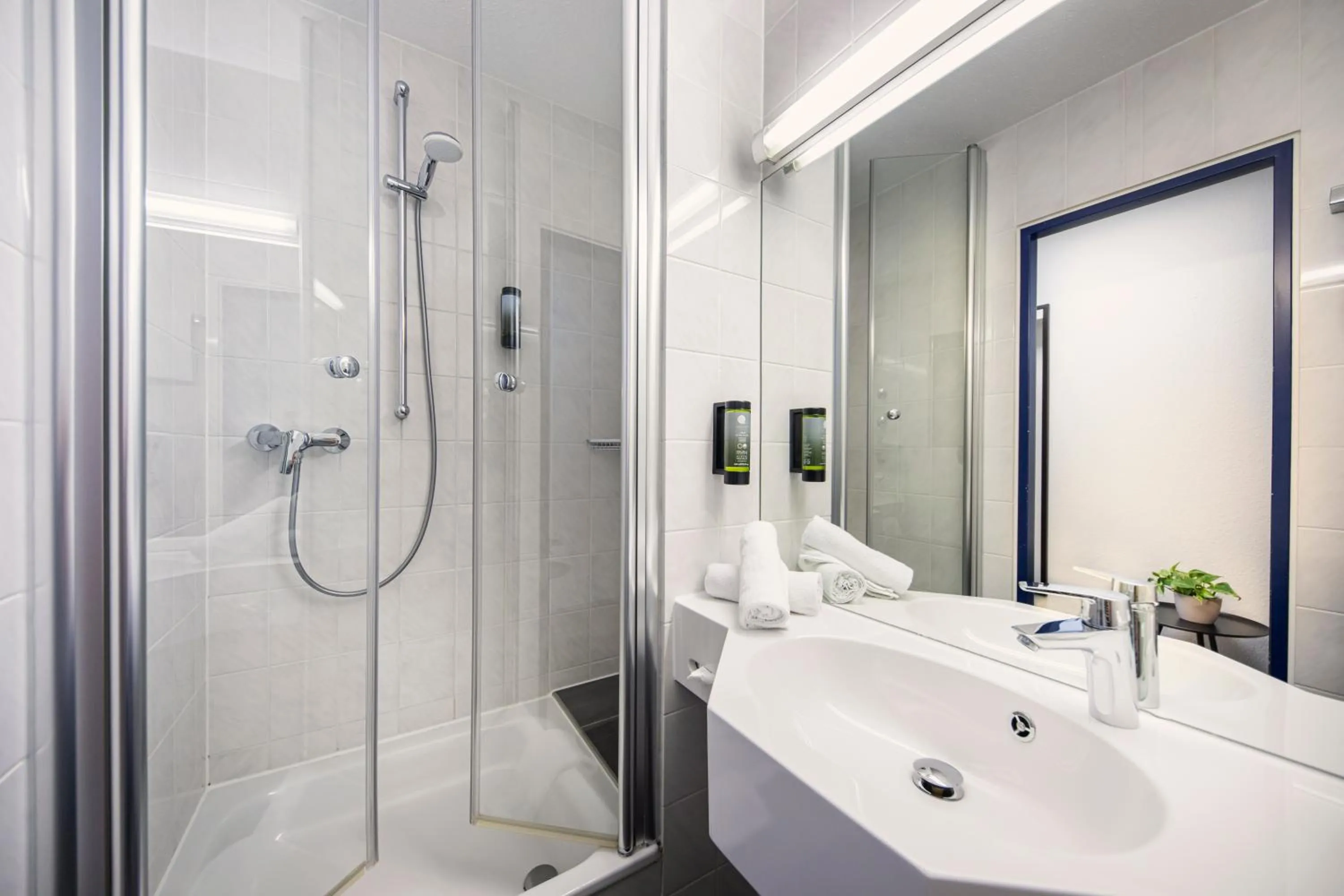 Business Double Room in ACHAT Hotel Stuttgart Zuffenhausen