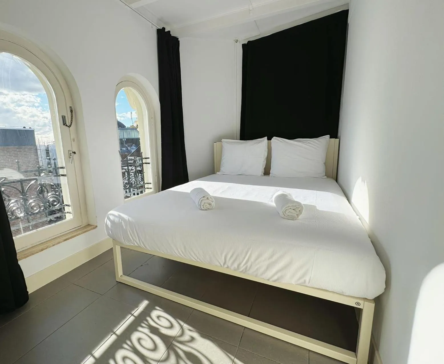 Double Room with Shared Bathroom - single occupancy in CS Hotel