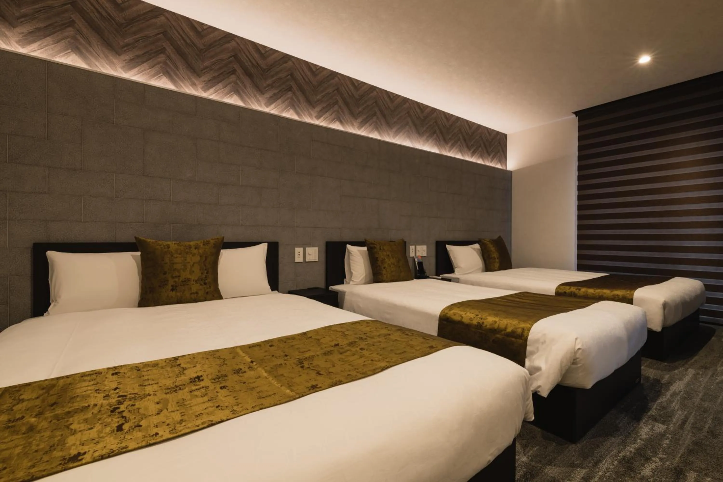 Superior Family Room in GRAND BASE Crane