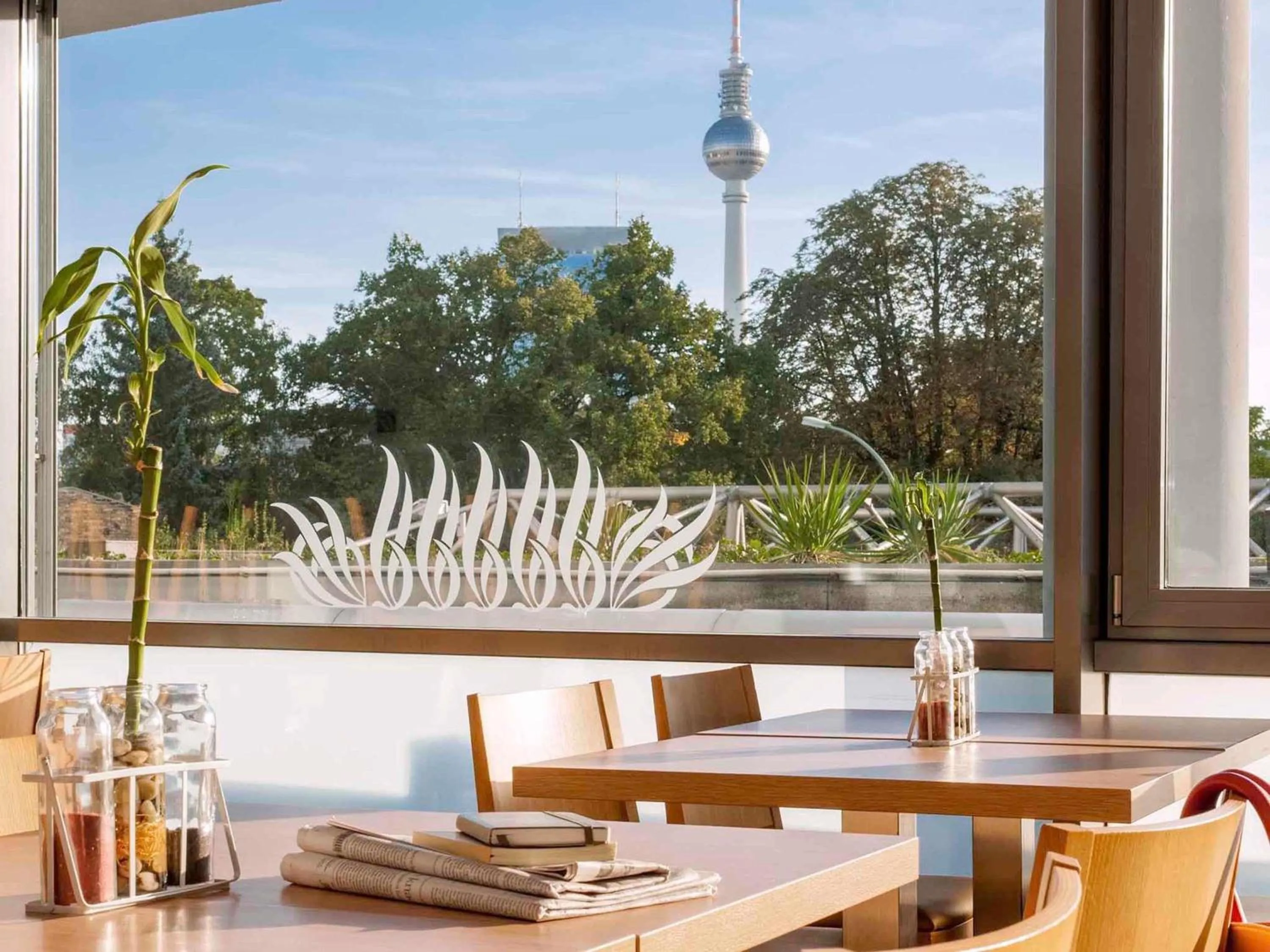 Breakfast in ibis Berlin Mitte