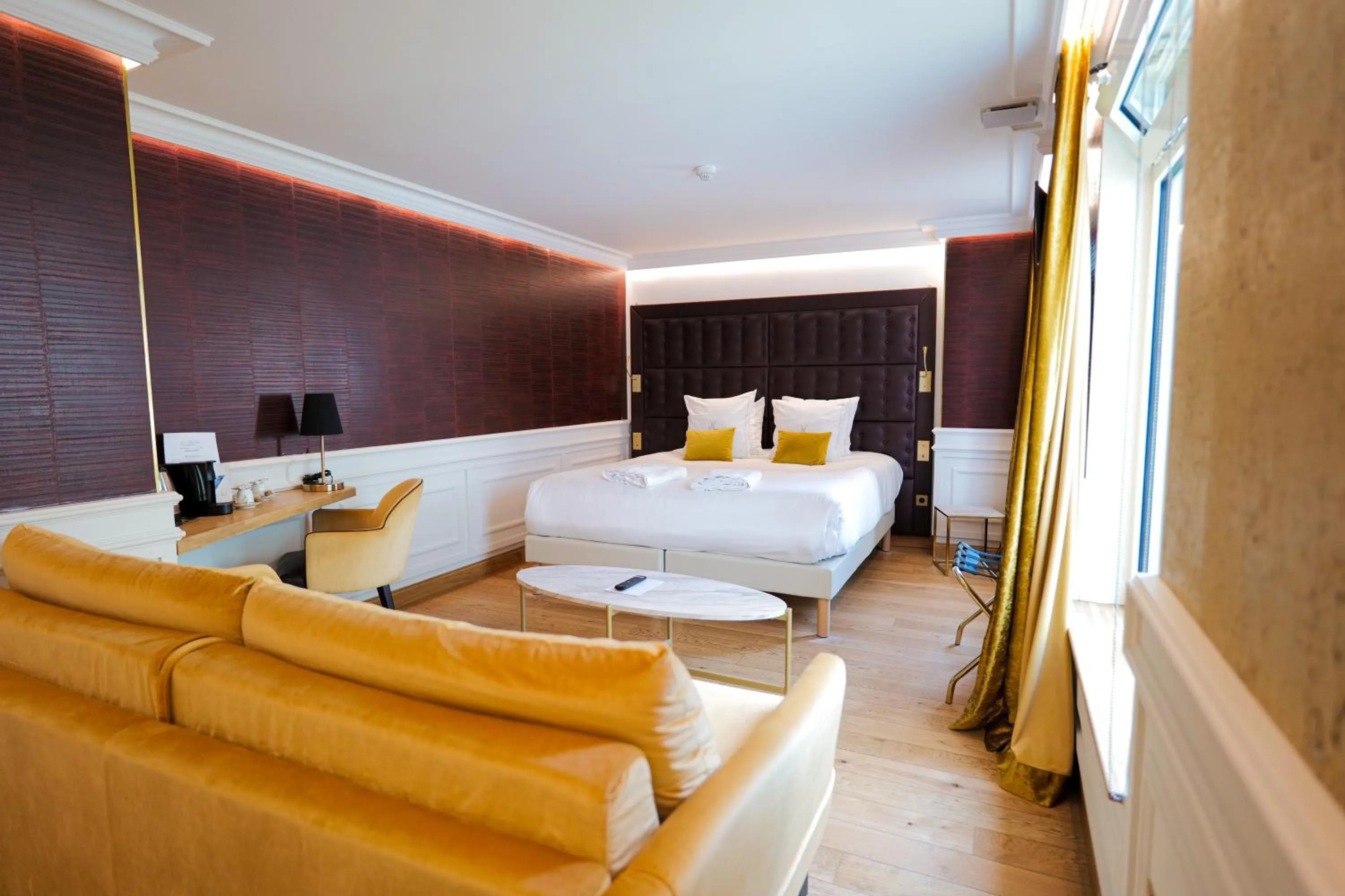 Suite with Spa Bath in Hôtel Merveilleux Côté Mer