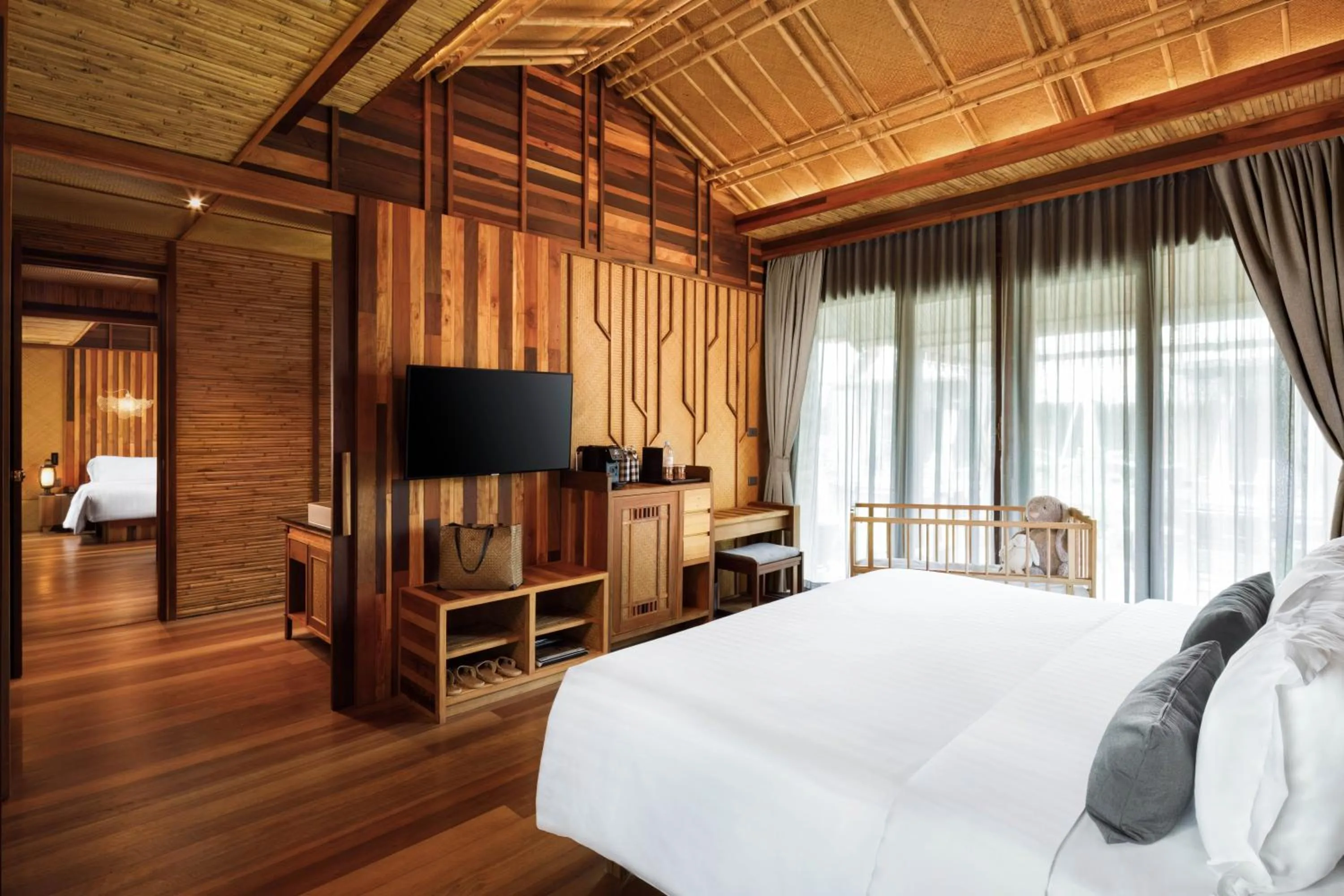 Family Suite Water Villa- Free Schedule Shuttle to Ao Nang Beach/ Railay Beach in Venice Krabi Villa Resort