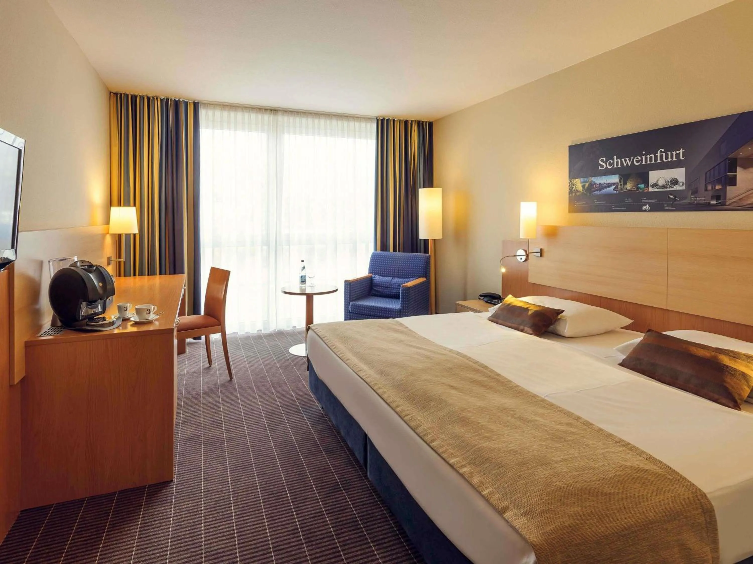 King Room with View in Mercure Hotel Schweinfurt Maininsel