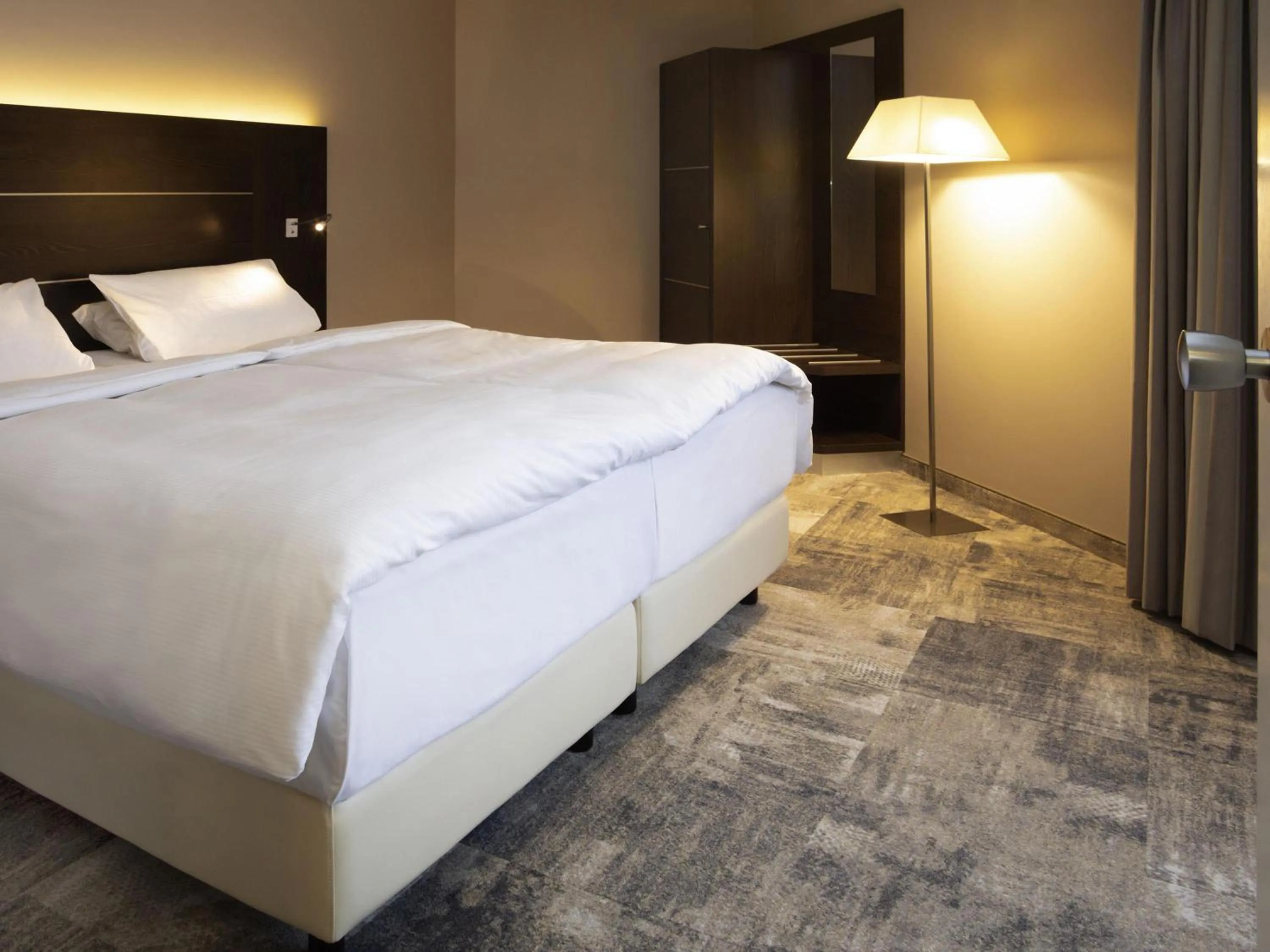 Suite with Separate Living and Sleeping areas in Mercure Hotel Hamm