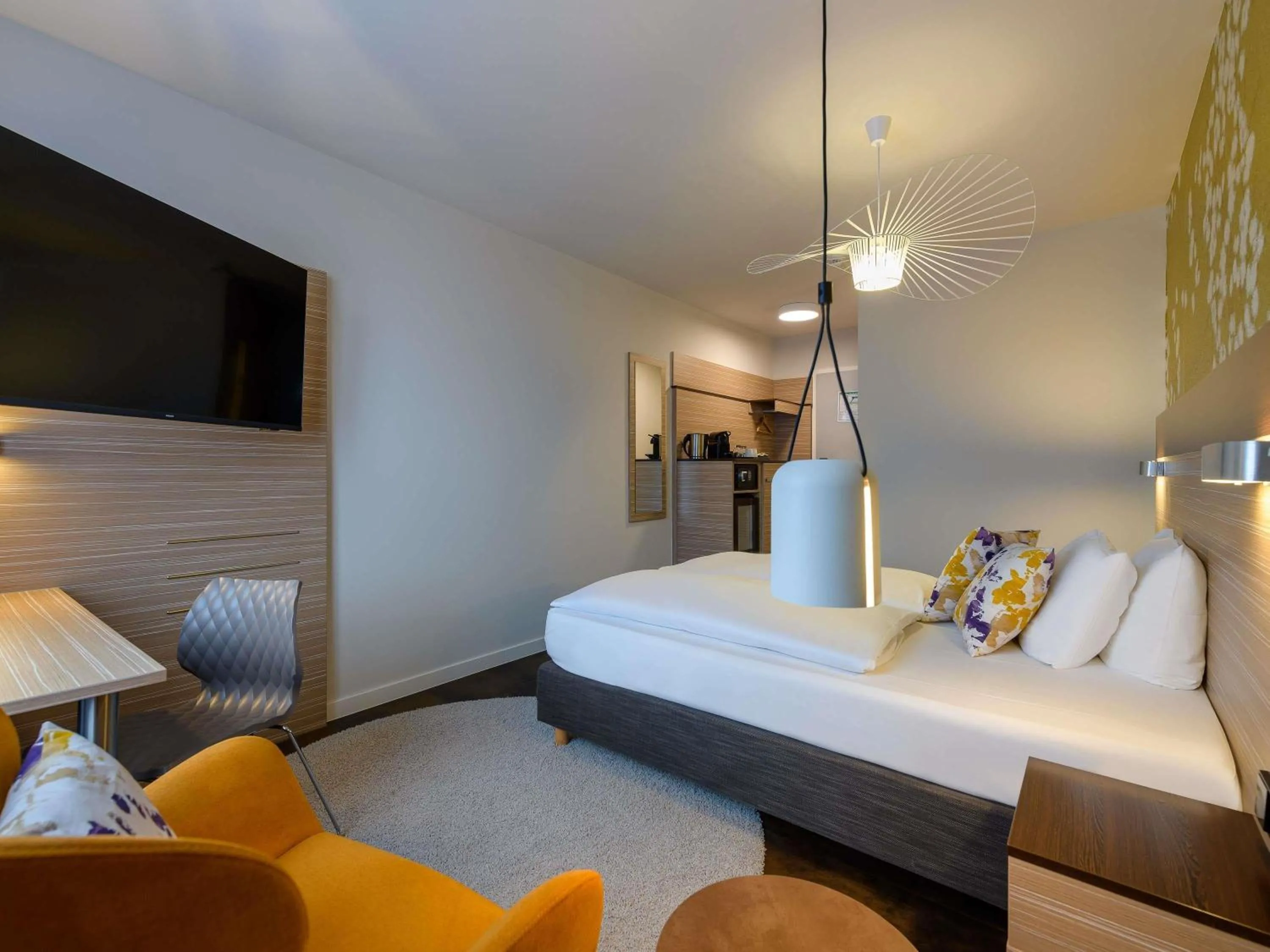 Superior Queen Room - single occupancy in Mercure Hotel Stuttgart Gerlingen