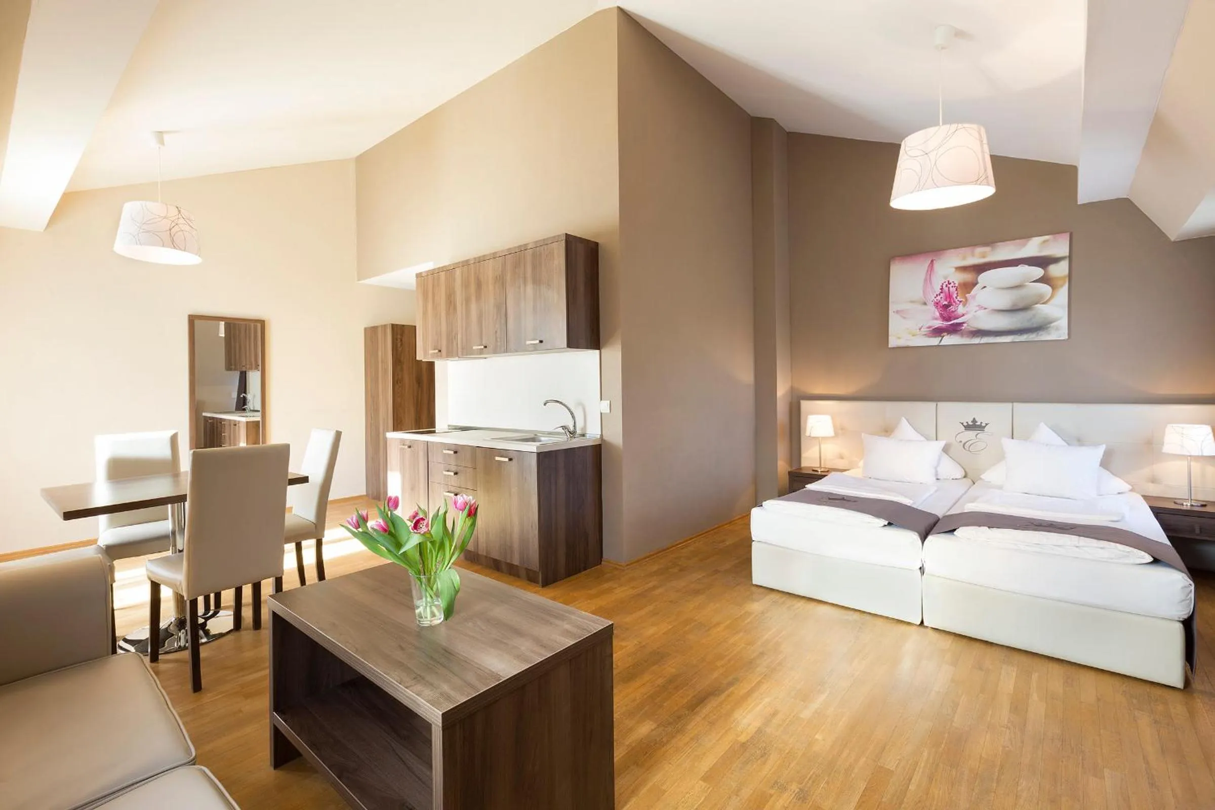 Studio in Empress Boutique Hotel