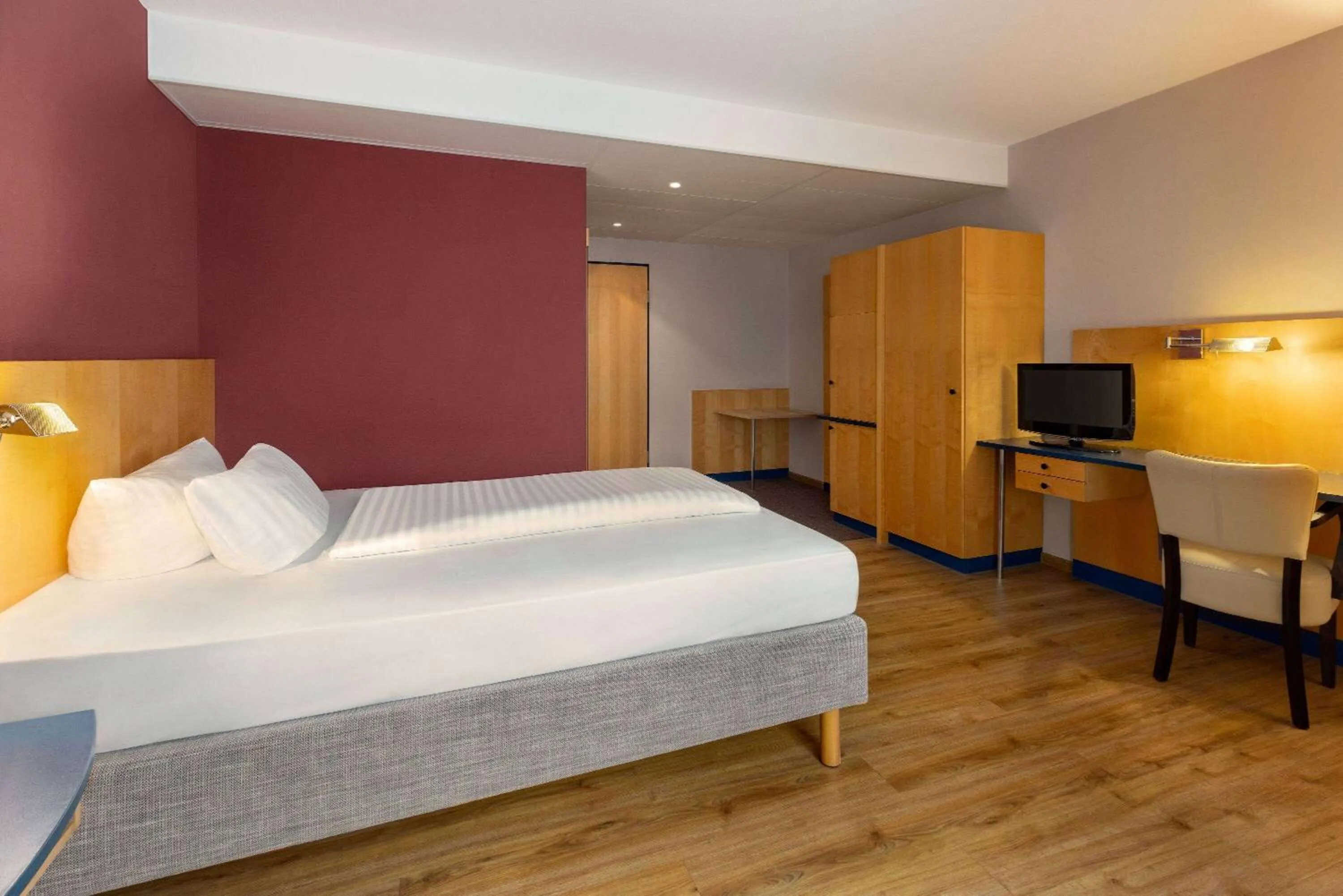 Comfort Plus Room in Amedia Dresden Elbpromenade, Trademark Collection by Wyndham
