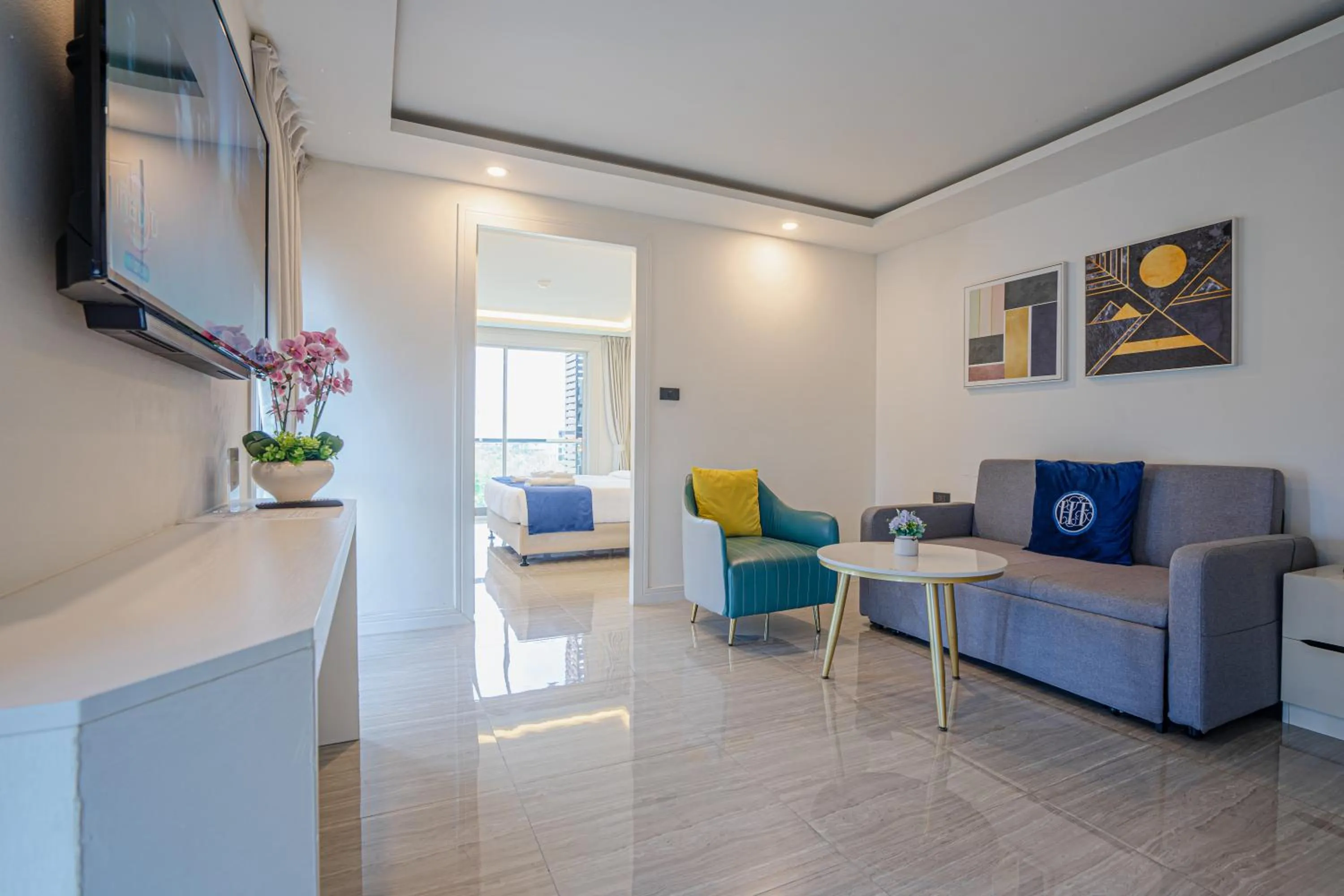 One-Bedroom Suite in HT9 Hotel