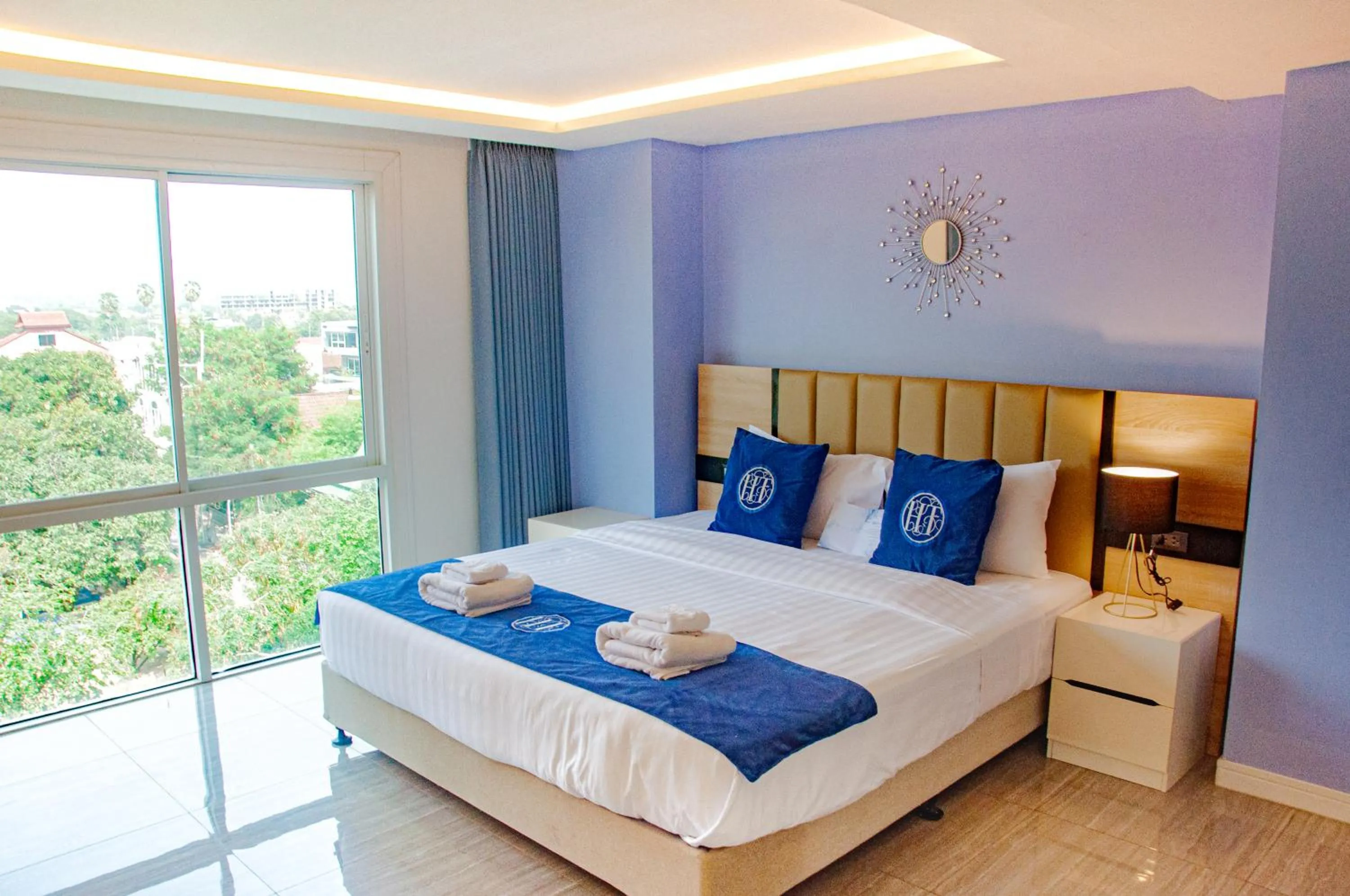 Executive Suite in HT9 Hotel