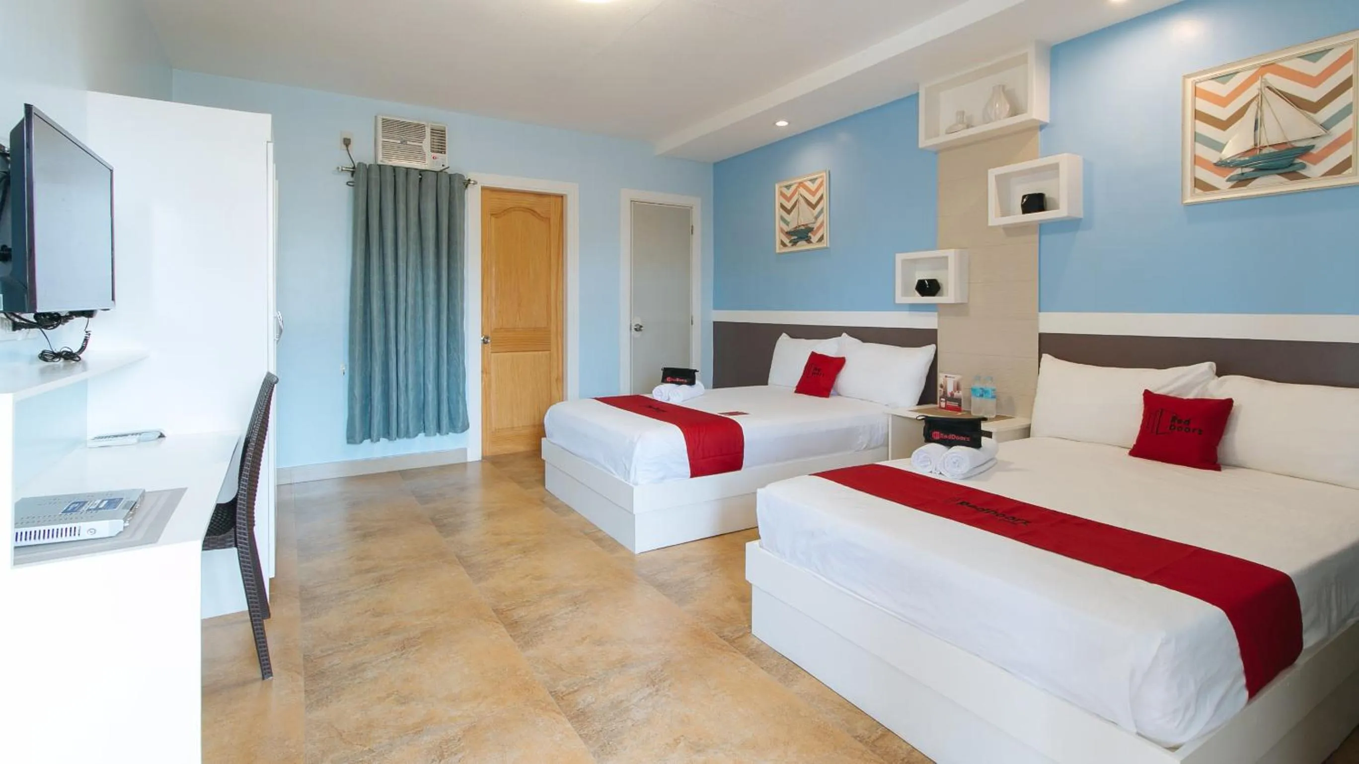 Standard Twin Room in RedDoorz Plus near Lapasan Plaza Cagayan de Oro