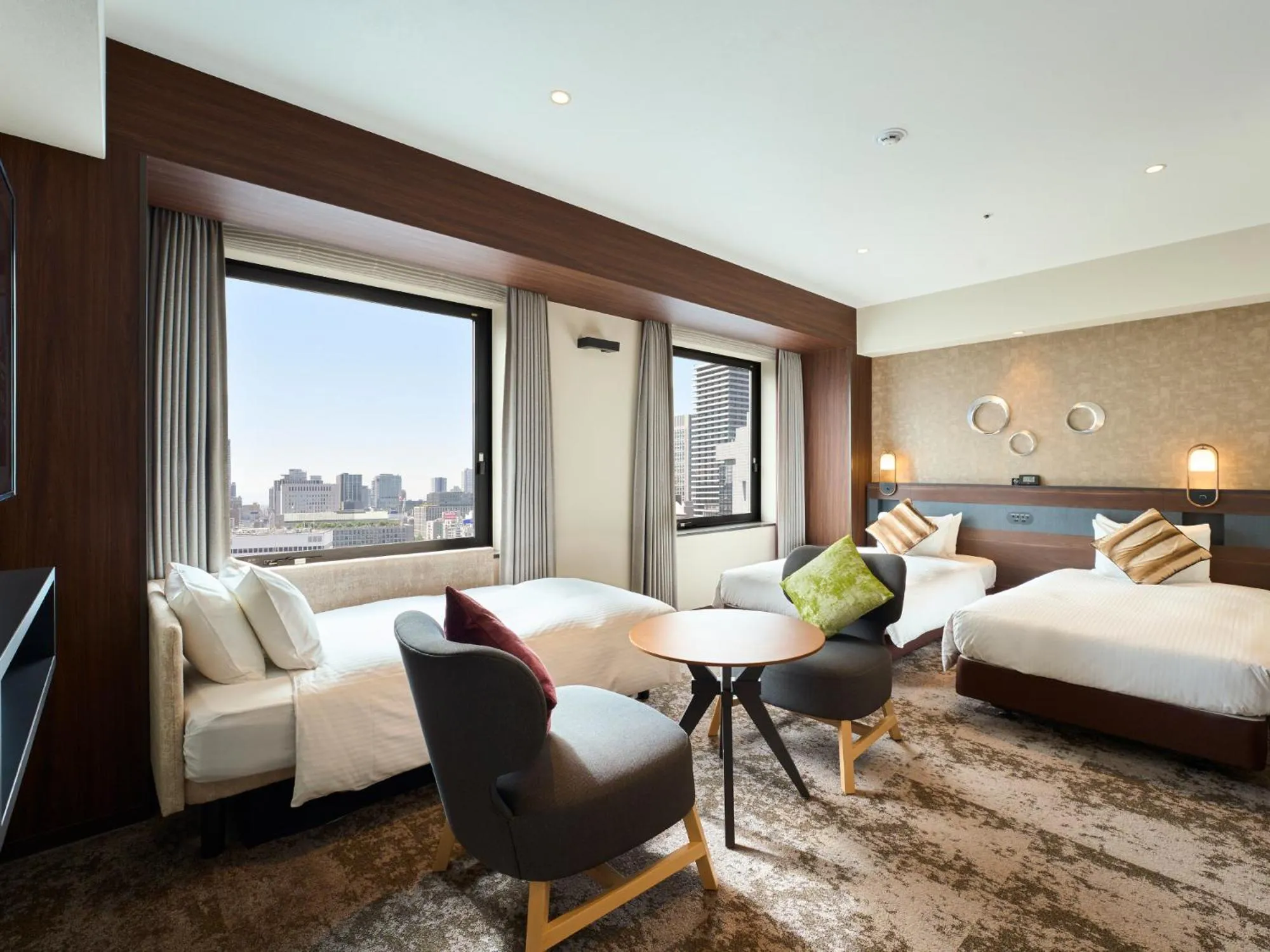 Deluxe Triple Room with Lounge Access - Non-Smoking in Hotel Elcient Osaka Umeda