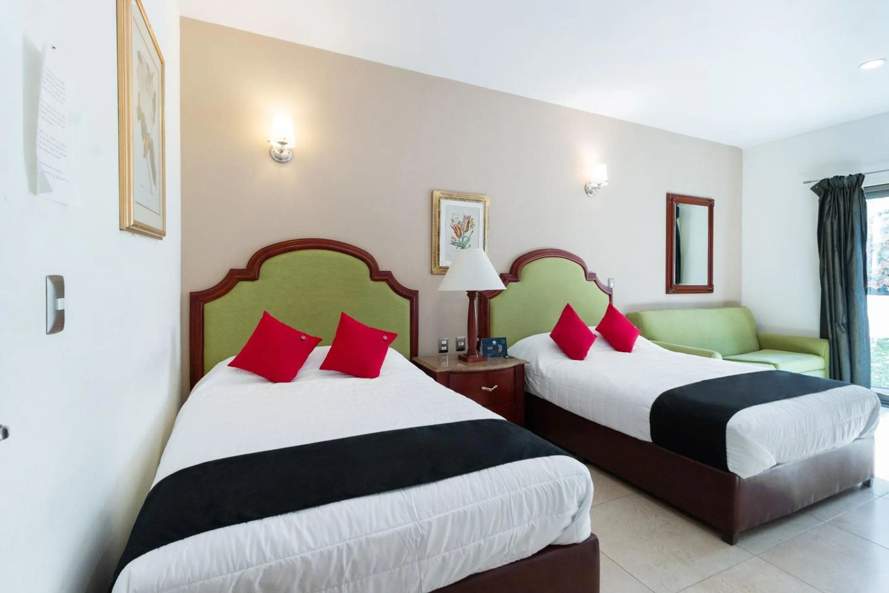 Standard Suite in Capital O Hotel Vitale Leon MX