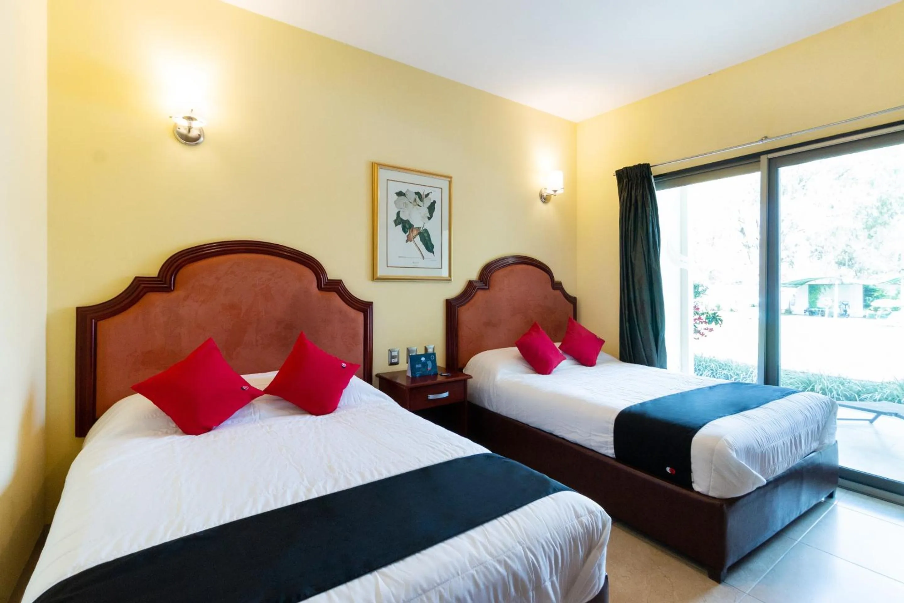 Standard Two Beds  in Capital O Hotel Vitale Leon MX