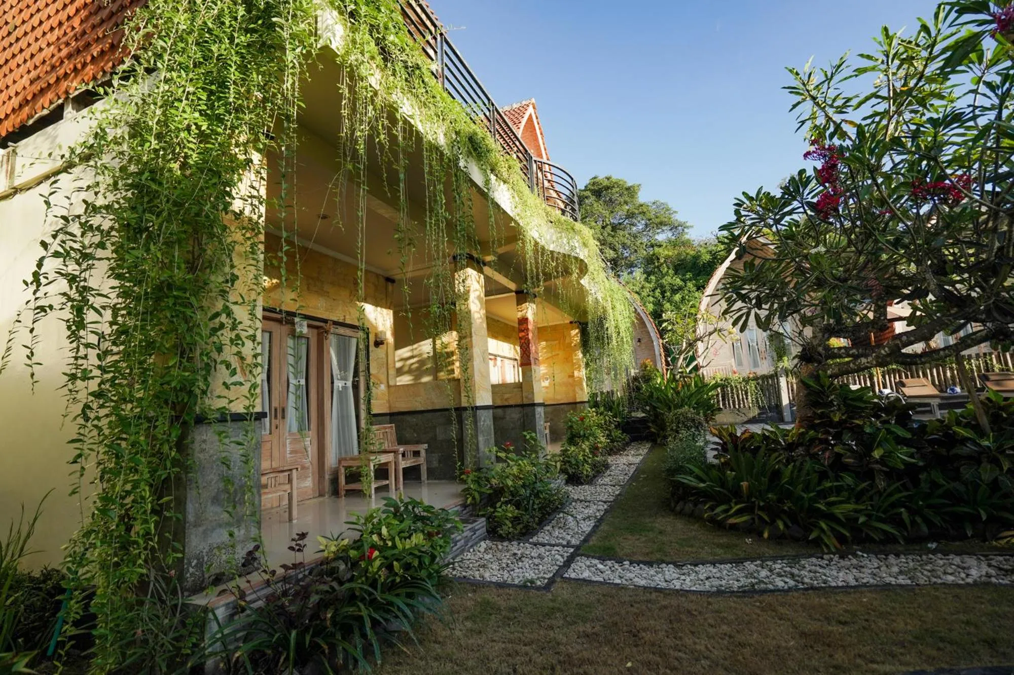 Deluxe Twin Room - single occupancy in Unicorn Bungalow