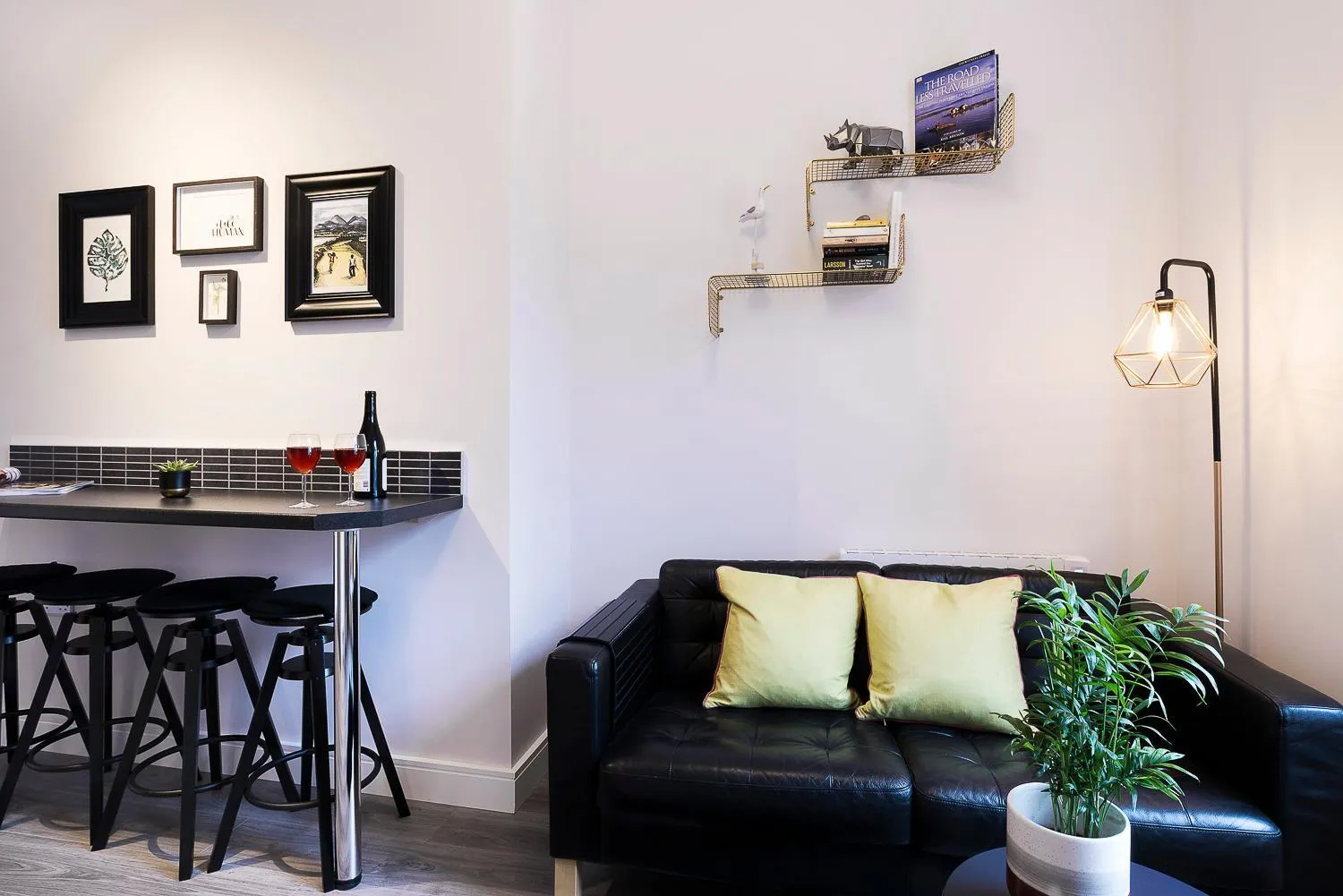 Two-Bedroom Apartment in Blue Door Apartments