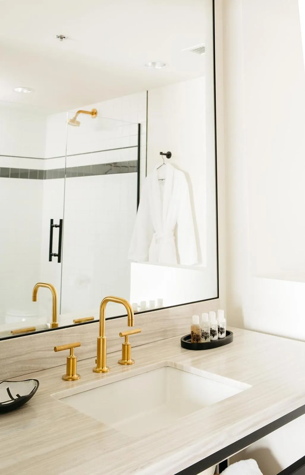 The Artist's Loft - Handicapped Accessible in Hotel Emeline