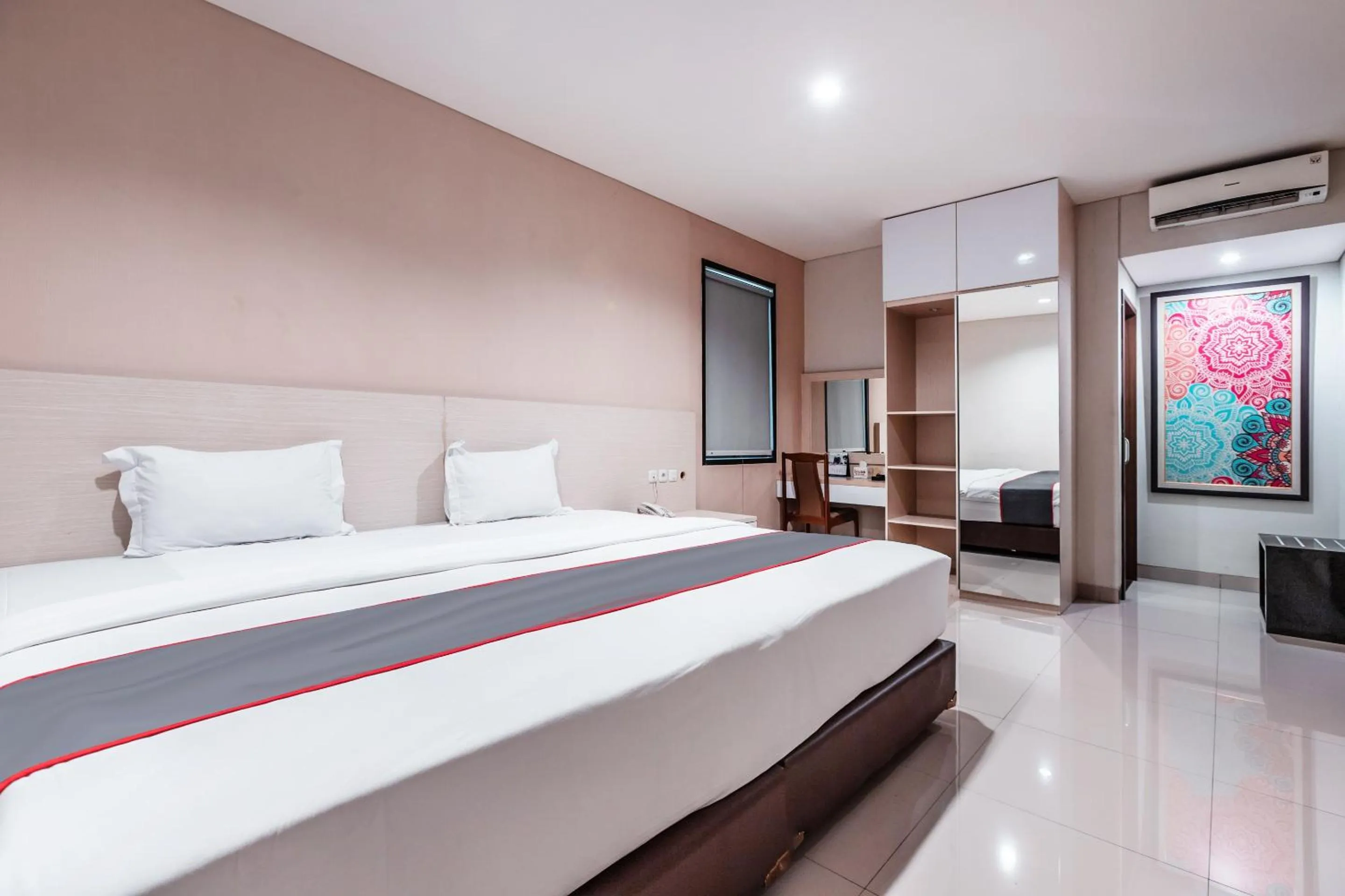 Deluxe Double Room in Collection O Hotel Igloo