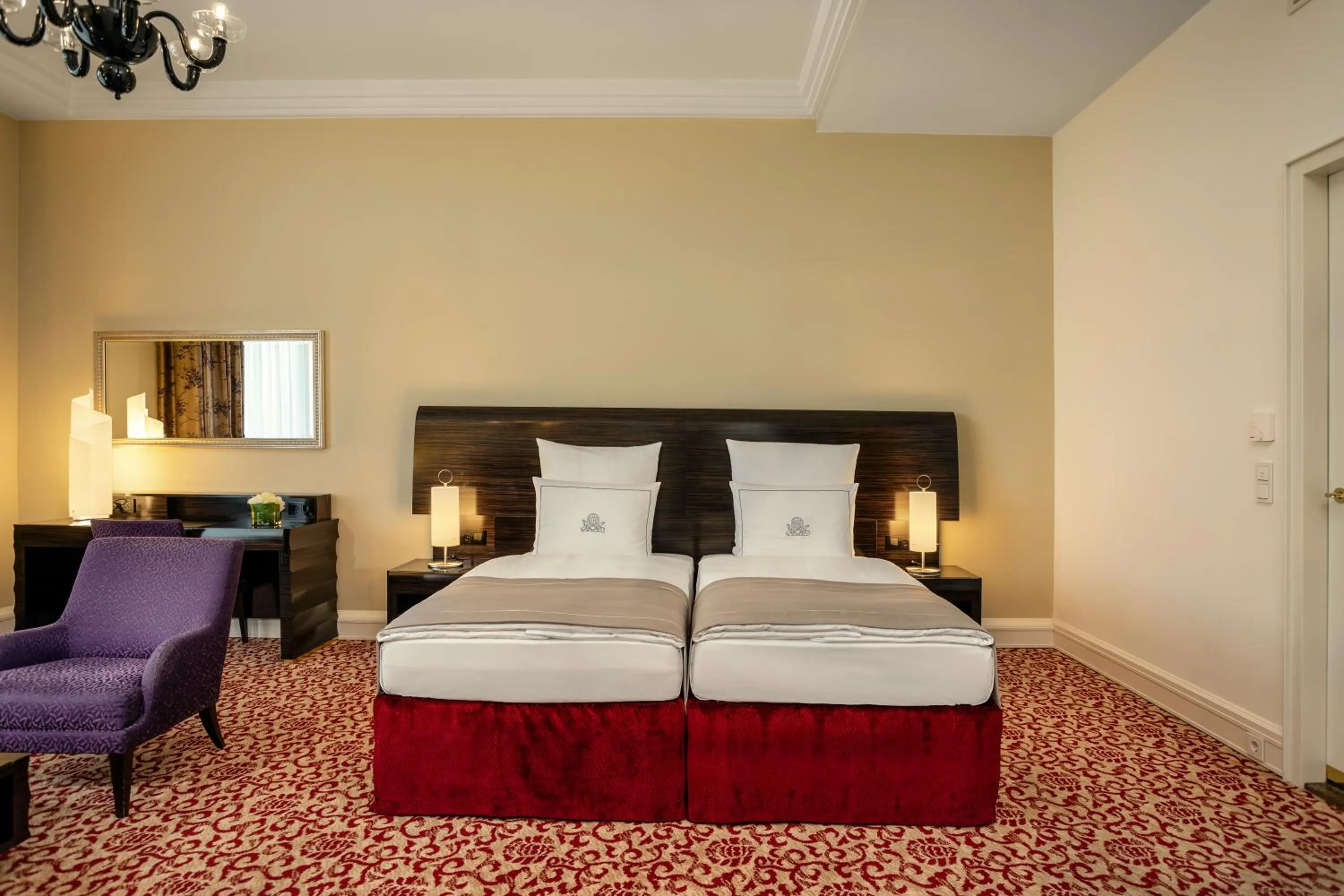 Junior Suite Lake View, Suite, 2 Twin/Single Bed(s) in Hotel Atlantic Hamburg, Autograph Collection