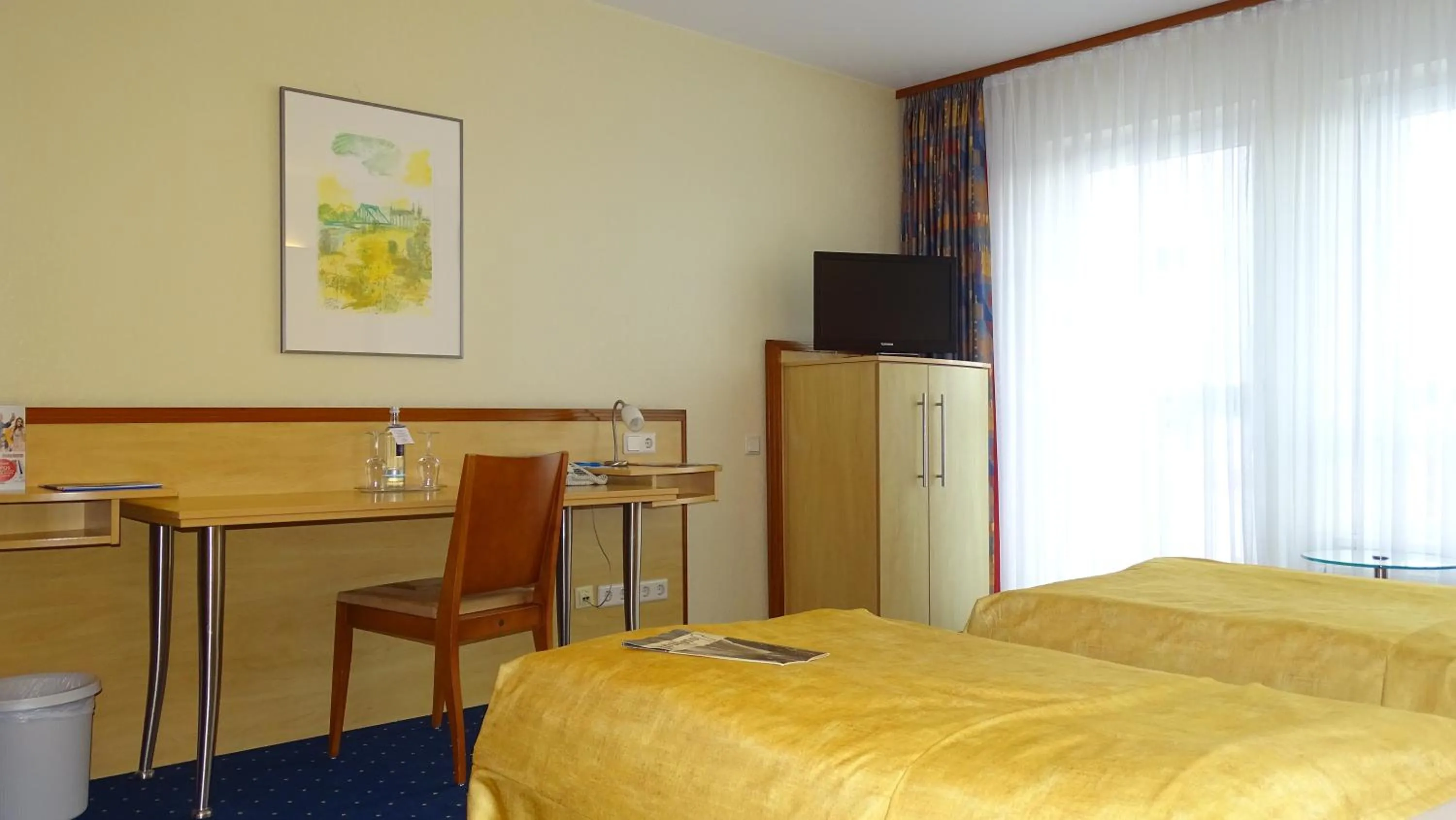 Comfort Double Room - single occupancy in Hotel Ascot Bristol