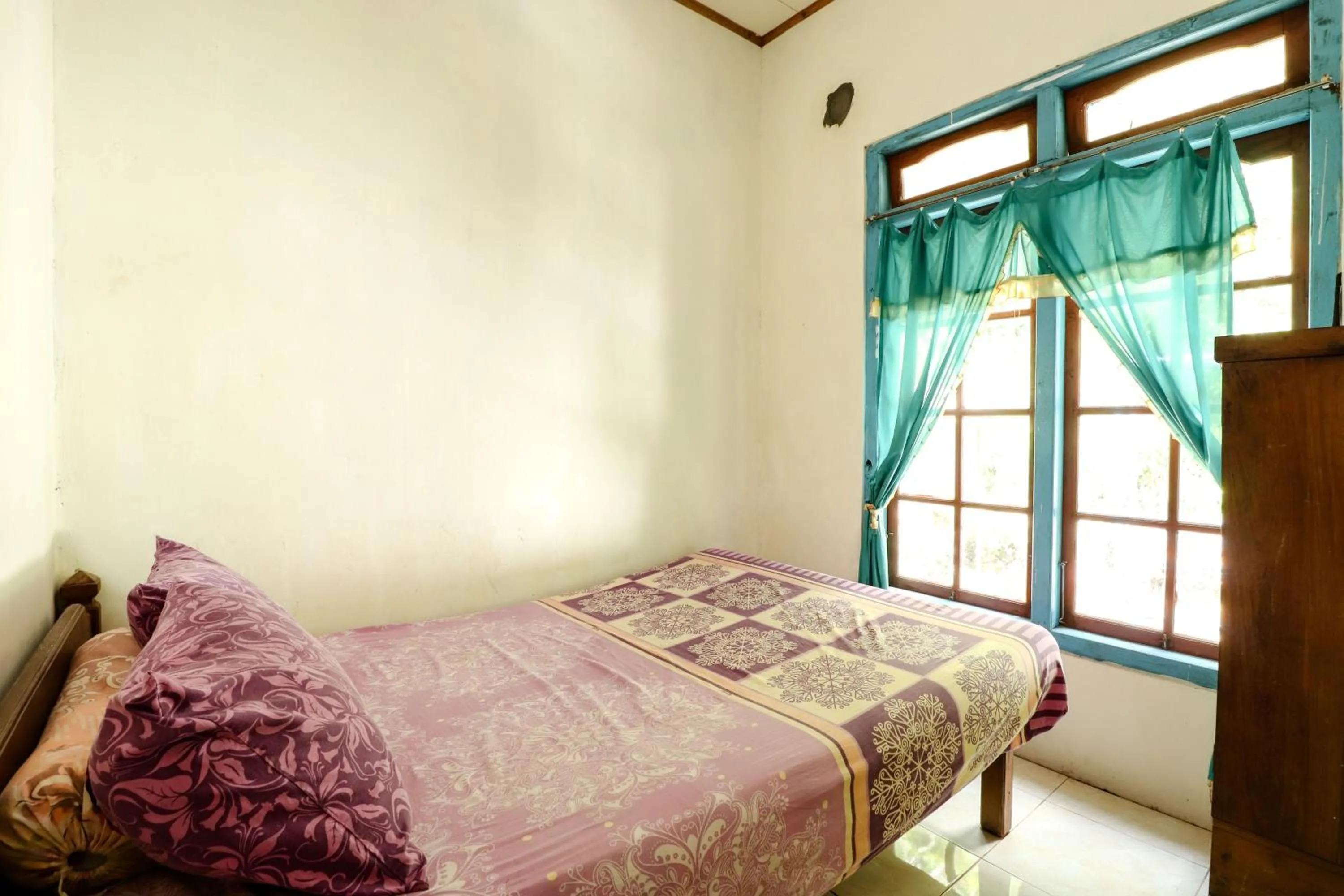 Small Double Room in Homestay Mbah Parni