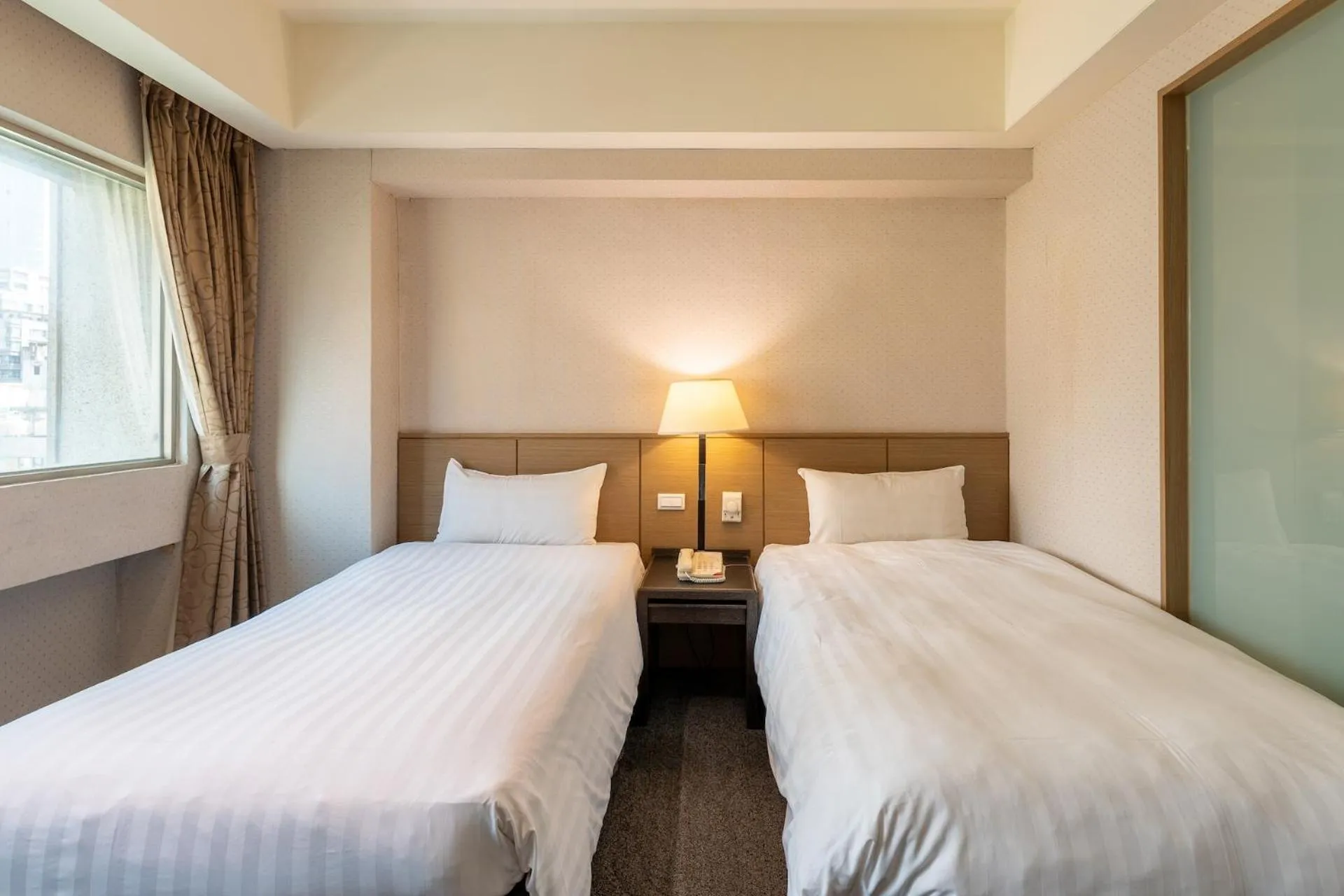 Superior Twin Room - single occupancy in Guide Hotel Taipei Chongqing