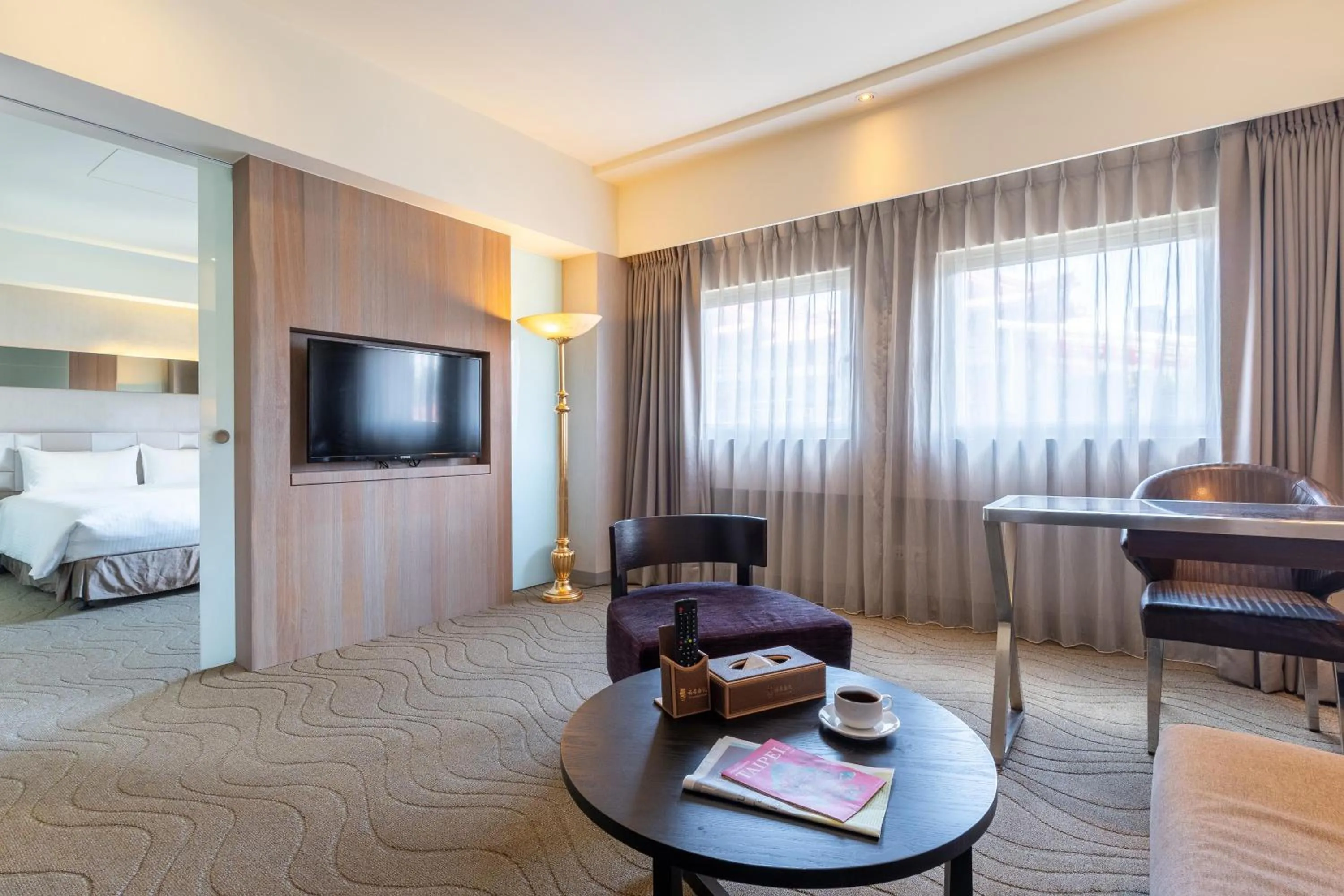 Superior Suite in Guide Hotel Taipei Chongqing
