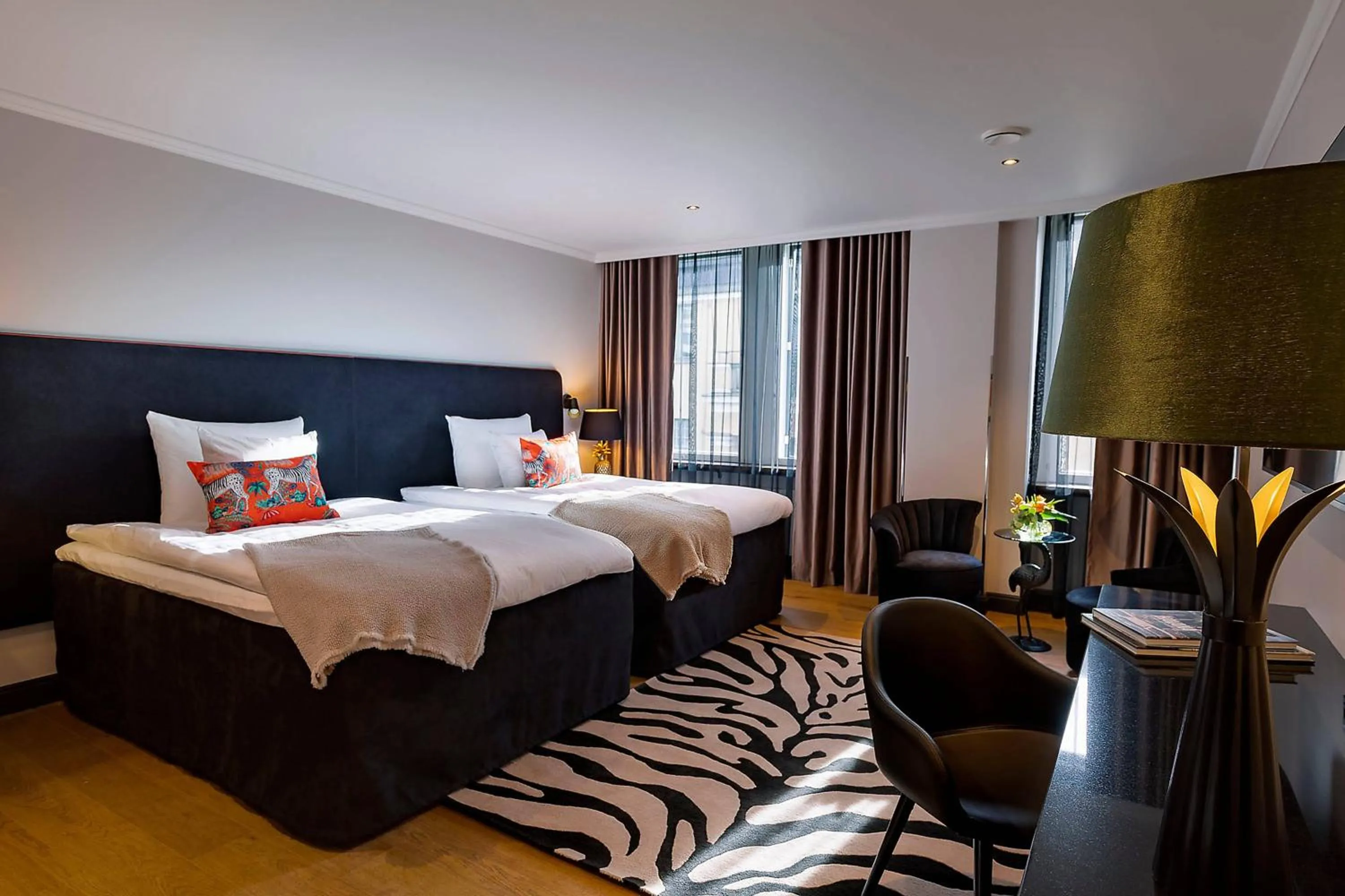 Trendy, Larger Guest room, 2 Doubles in Hotel U14, Autograph Collection