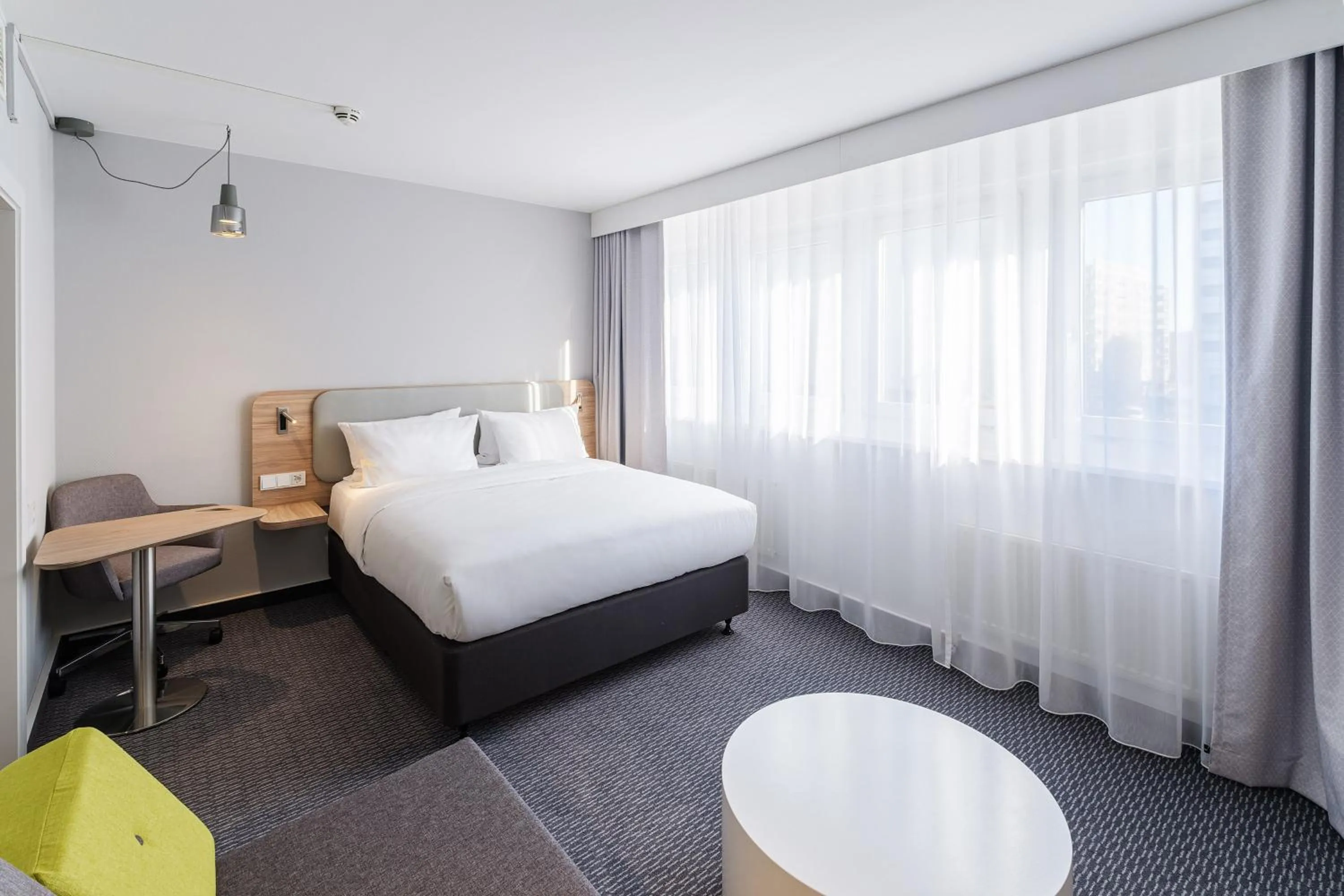Two-Bedroom Suite in Holiday Inn Express Dresden Zentrum by IHG