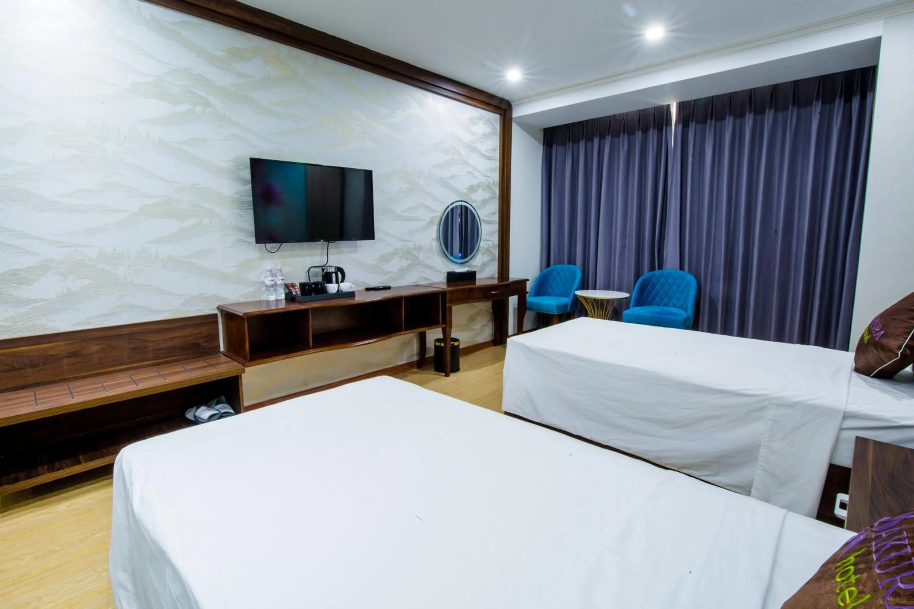 Superior Twin Room with City View in SAKURA HOTEL