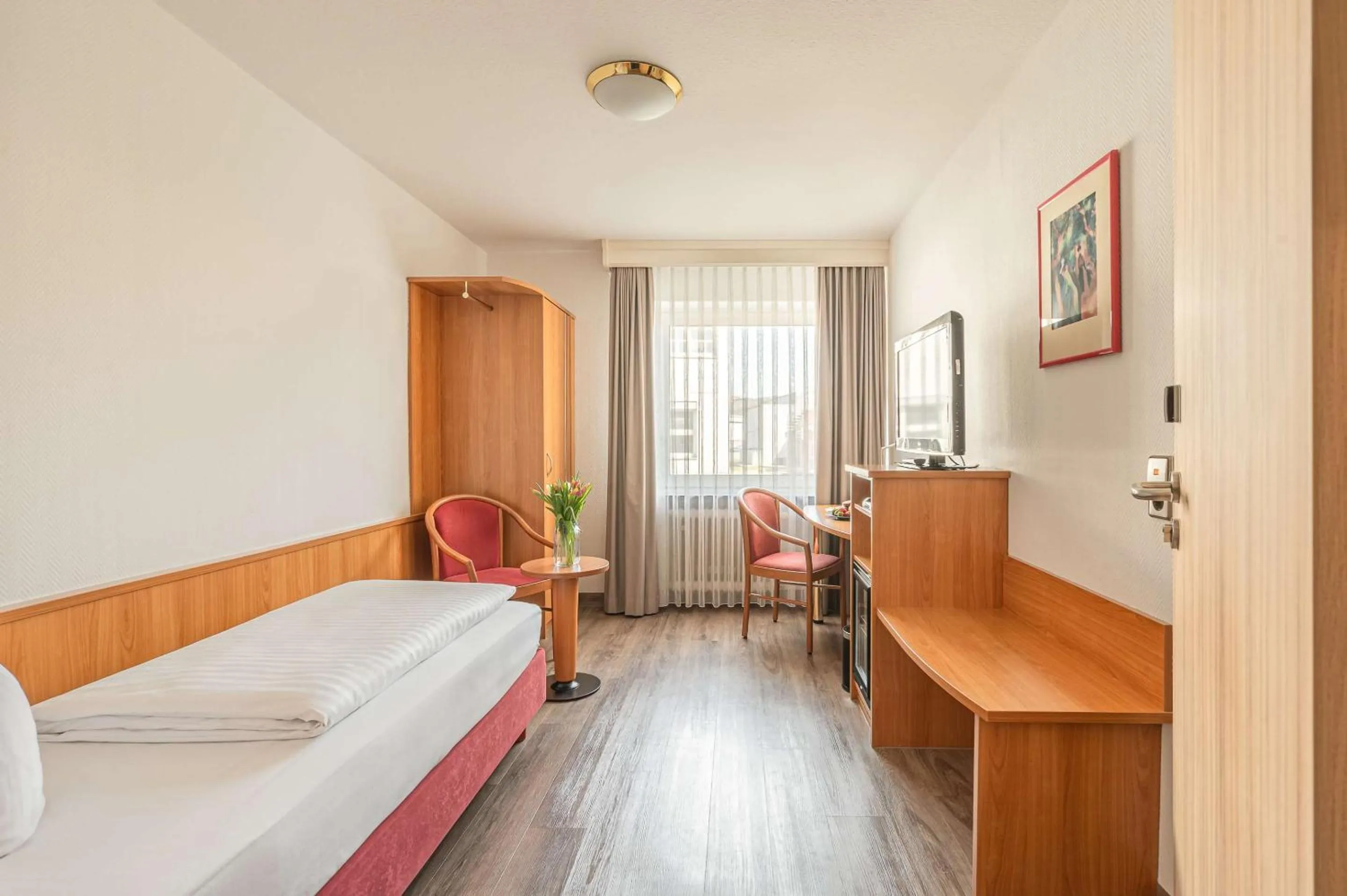 Standard Single Room in Best Western Queens Hotel Pforzheim-Niefern