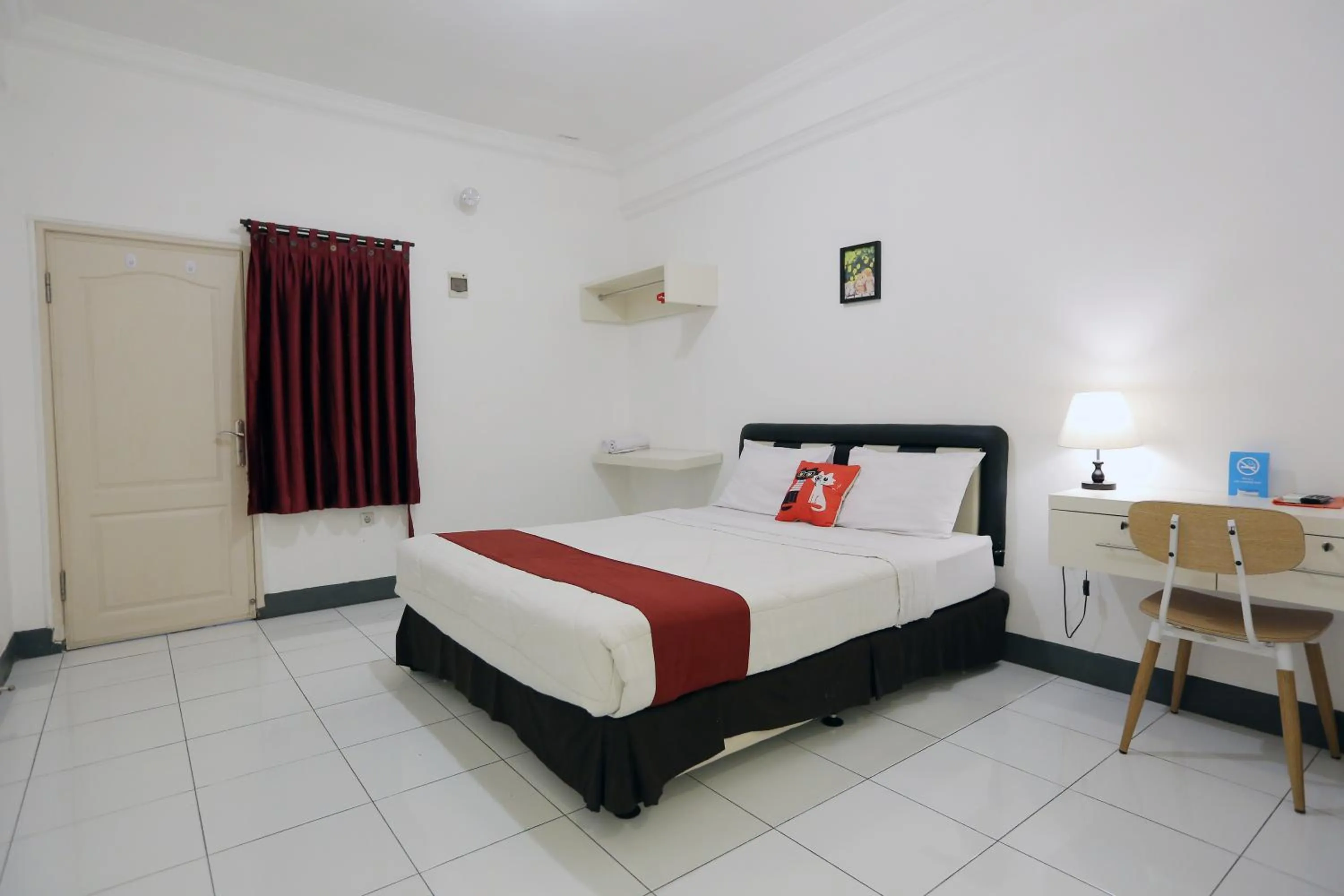 Double Room in Gading Guest House