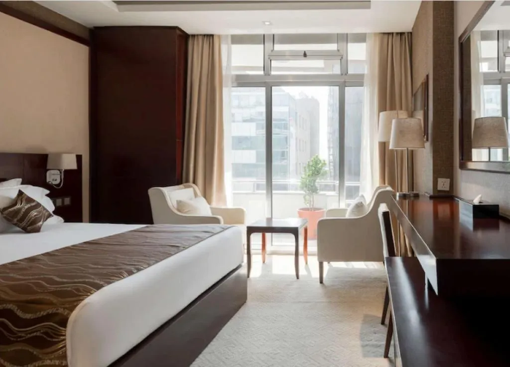 Standard Queen Room in Best Western Plus Pearl Addis