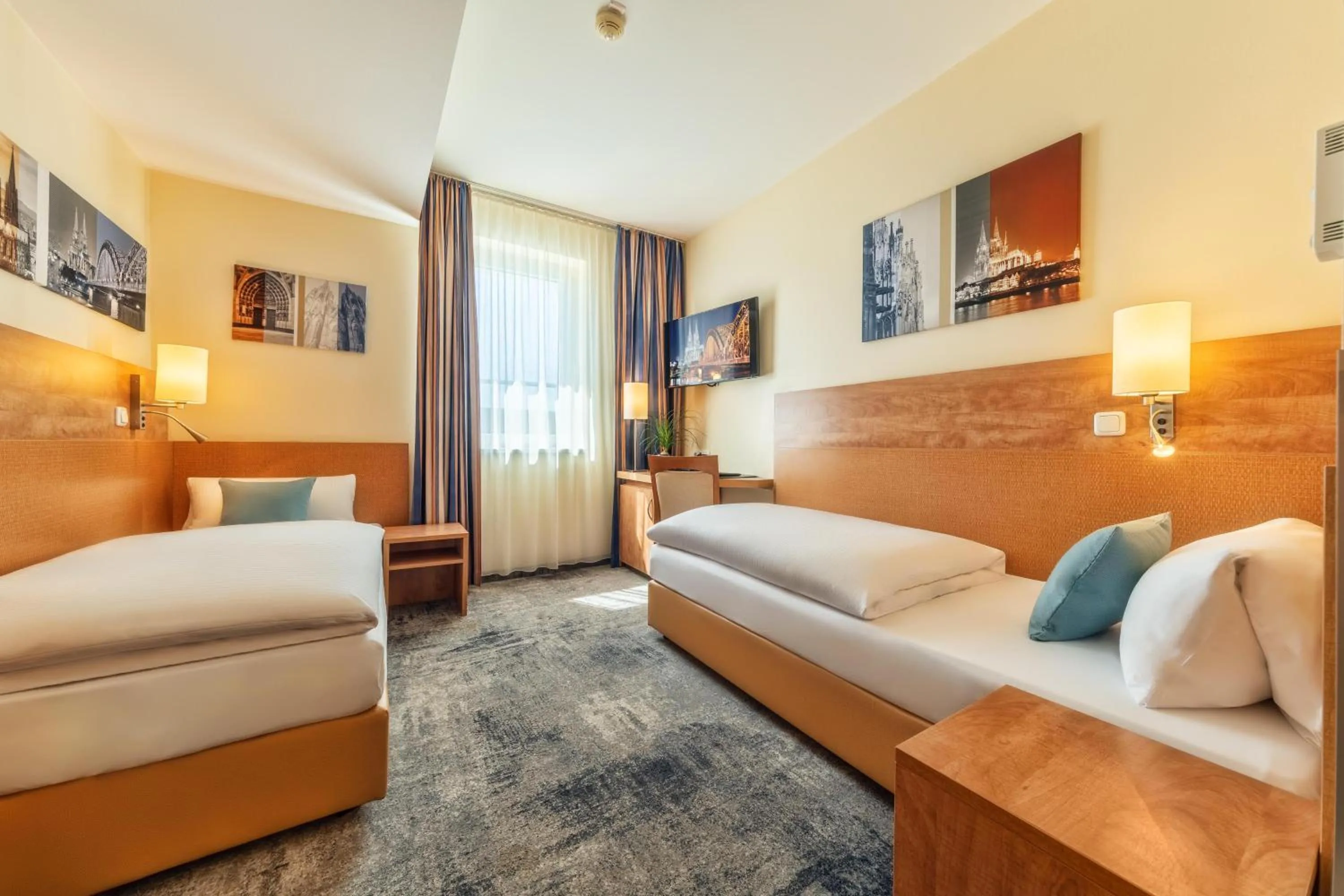 Comfort Twin Room in CityClass Hotel am Dom