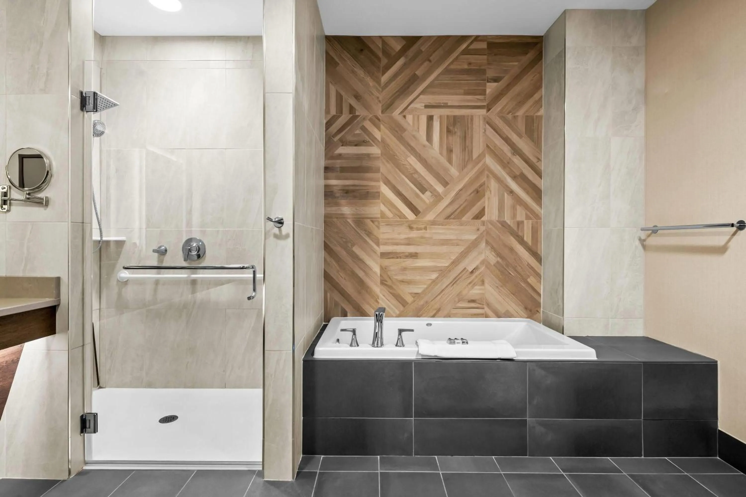 One-Bedroom King Suite with Track View, Non-Smoking in Running Aces Hotel & Casino, Trademark Collection by Wyndham