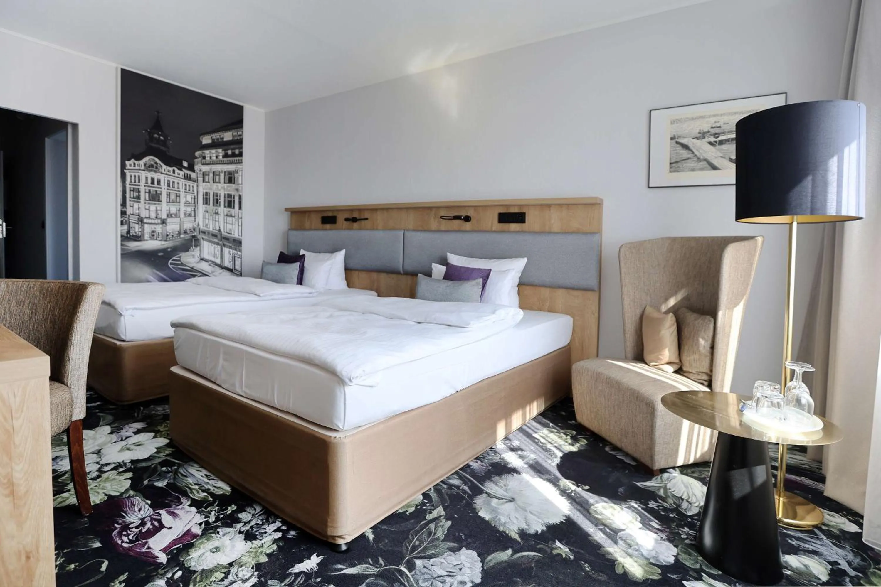 Comfort Twin Room with Balcony in Best Western Hotel Windorf