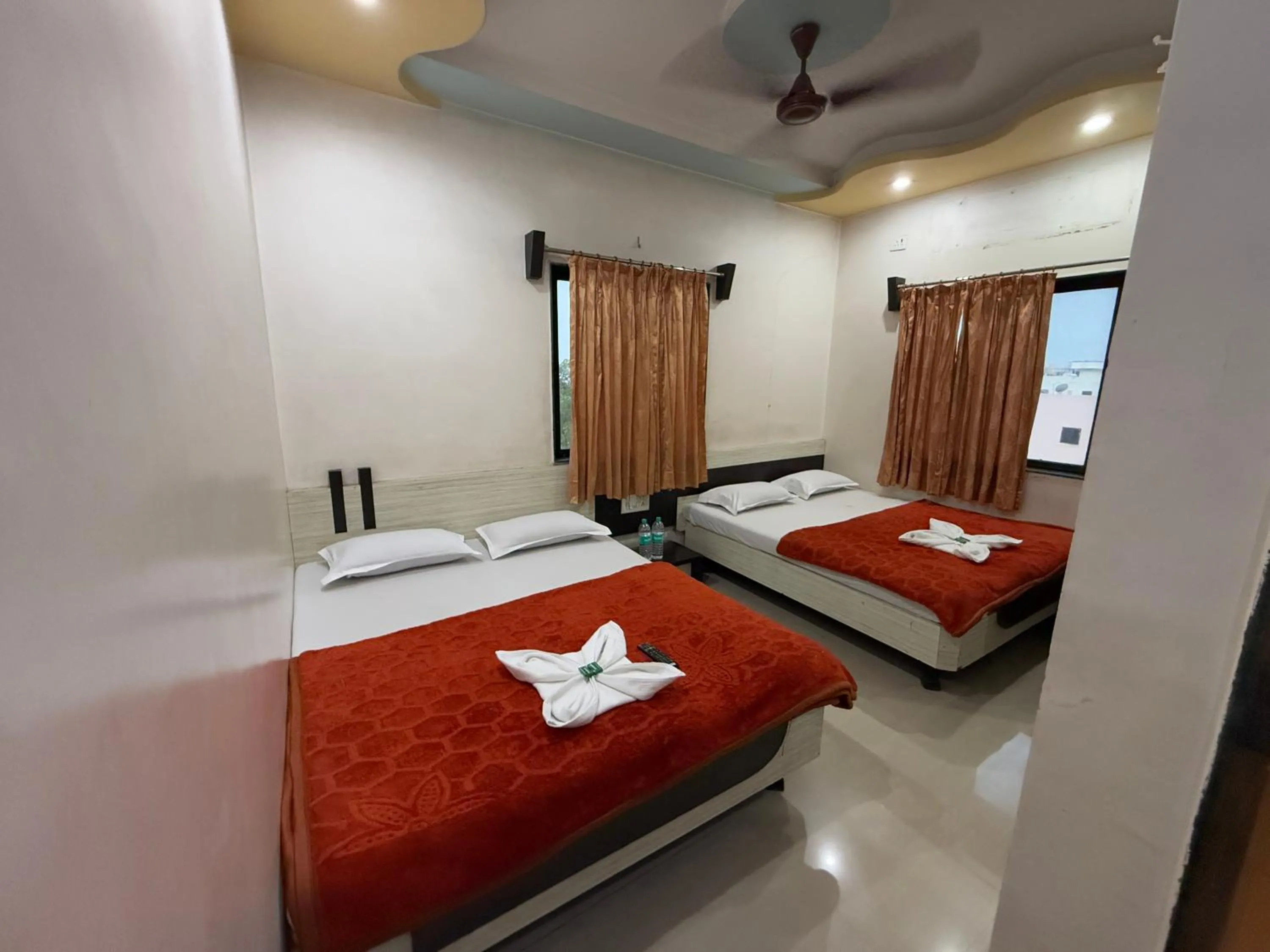 Four Bed Non AC Room in Hotel Temple Sai