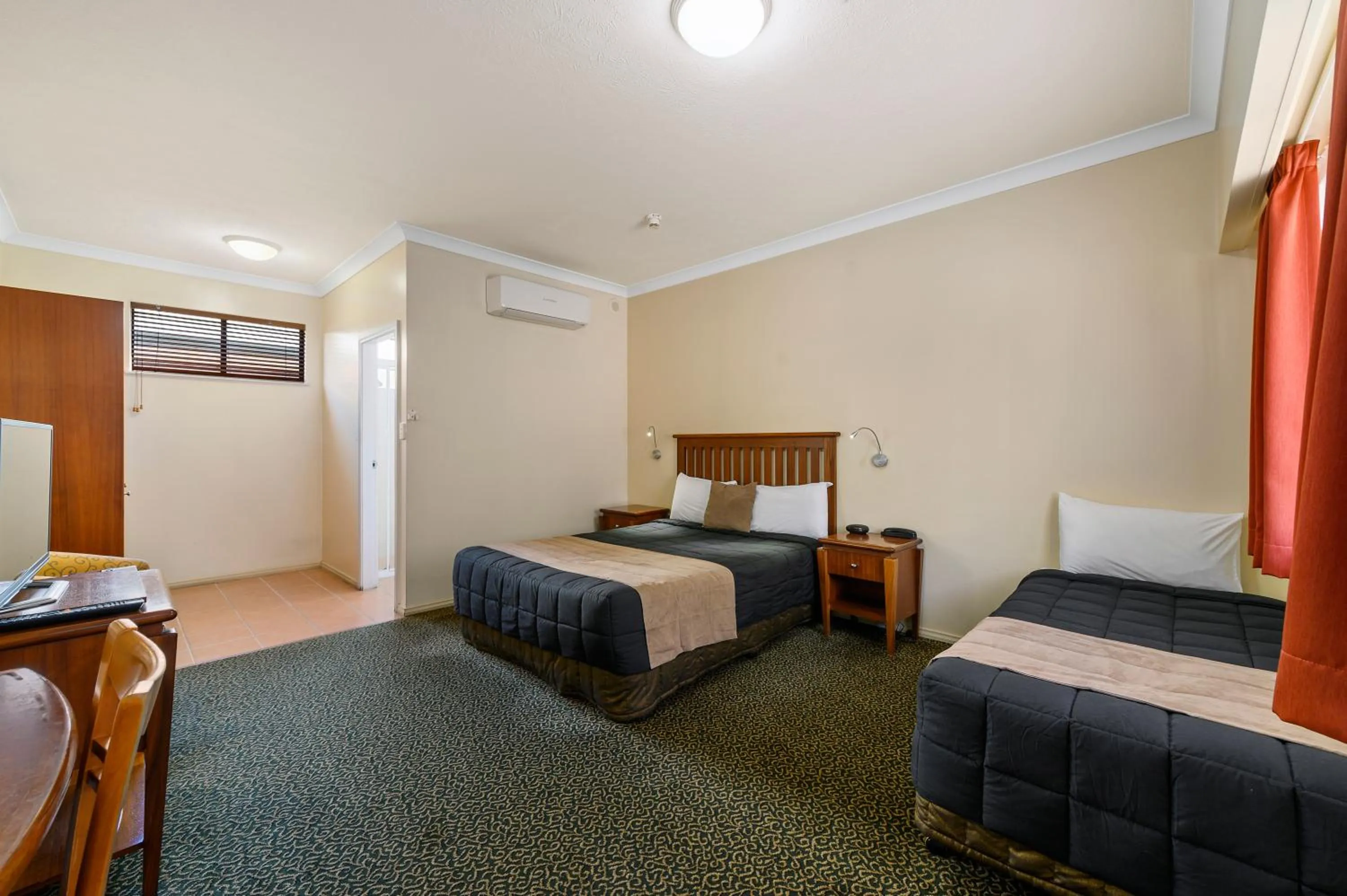 Triple Room - Non Smoking in Comfort Inn Grafton