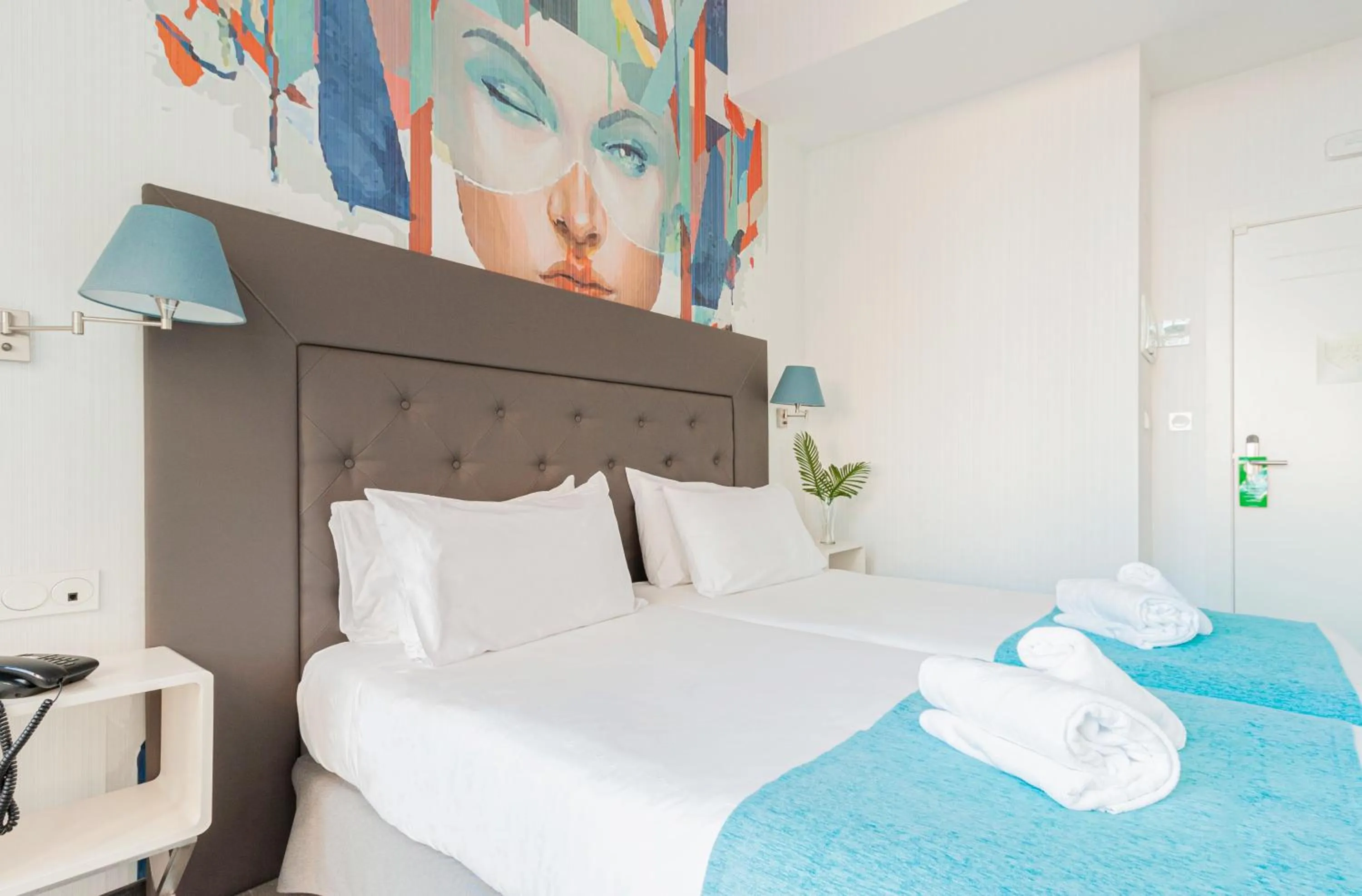 Superior Double Room in Oh Nice Revellin Ceuta