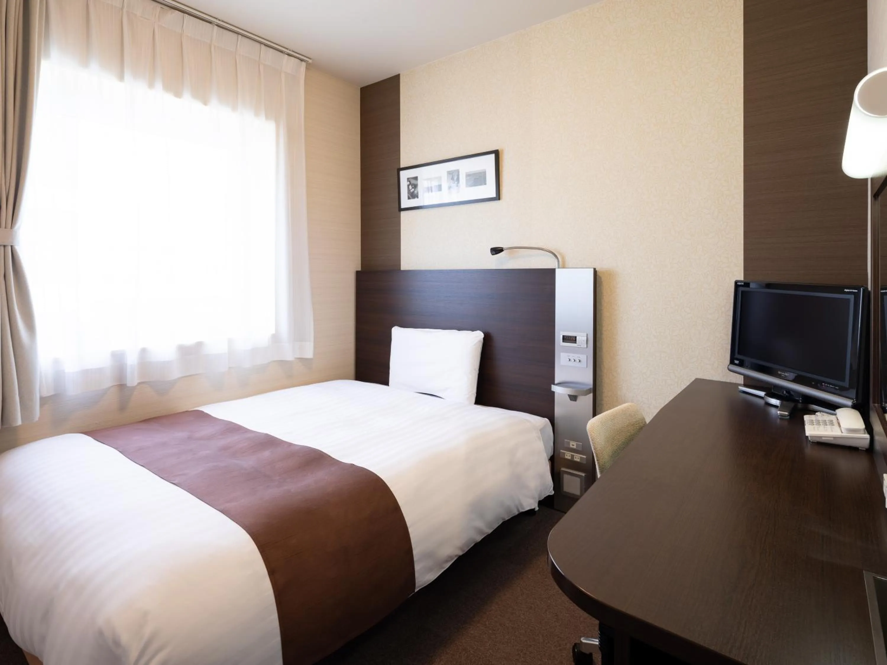 Double Room - single occupancy - Non-Smoking  in Comfort Hotel Tomakomai