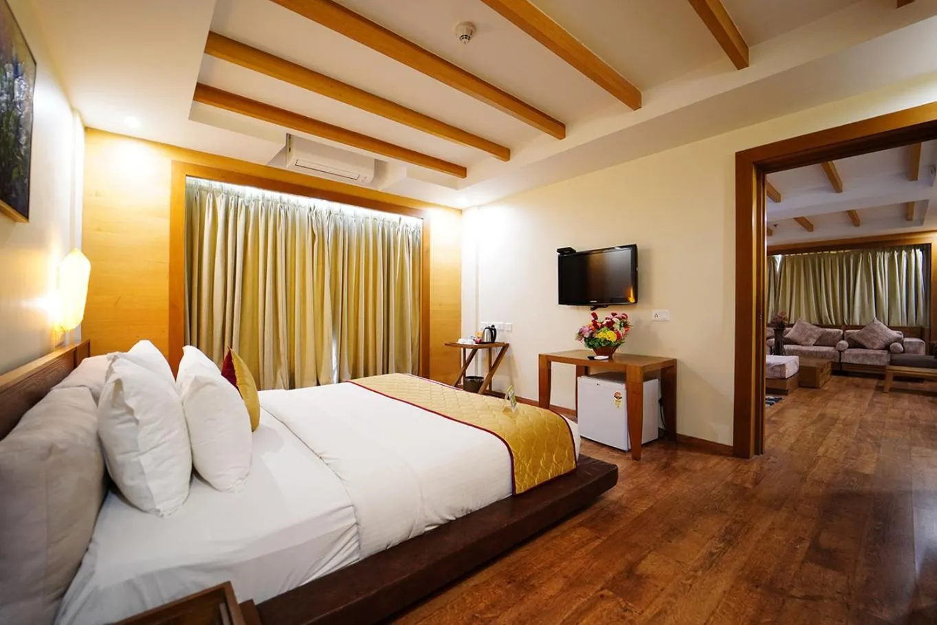 Executive Suite in Quality Inn VIHA