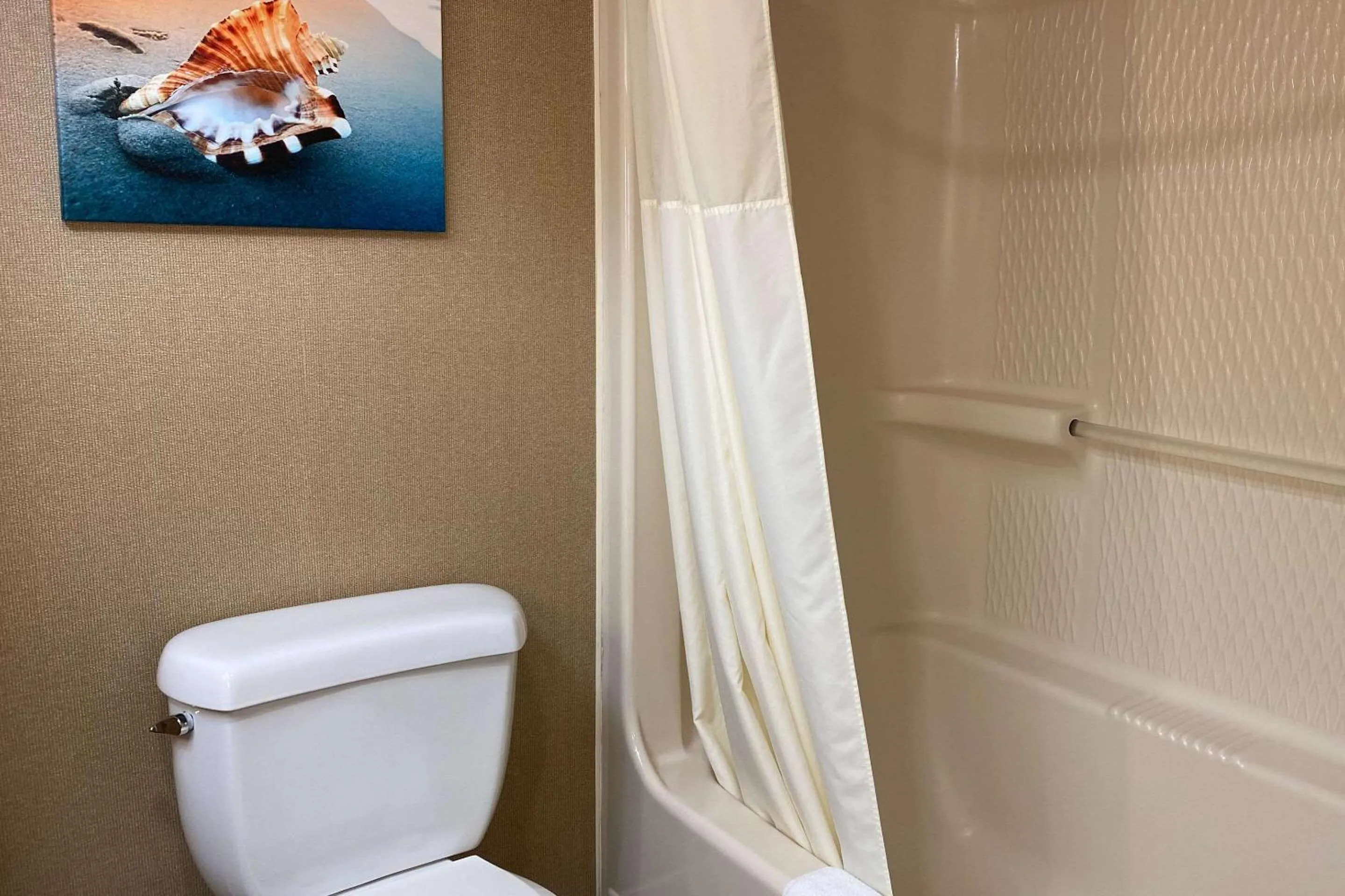 Executive King Room with Pool View - Non-Smoking in Clarion Hotel & Conference Center Toms River